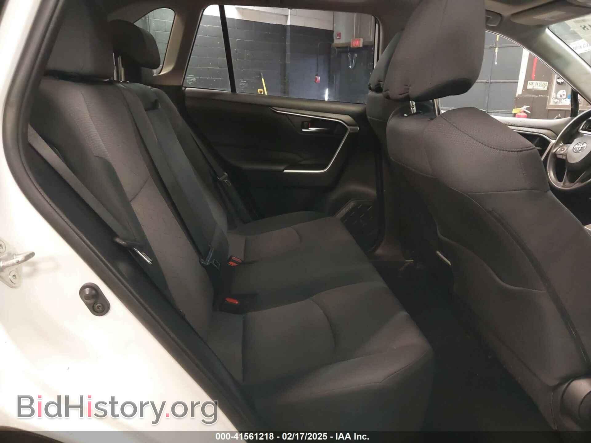 2019 TOYOTA RAV4 - VIN: JTMP1RFVXKD039905 - Фото 8