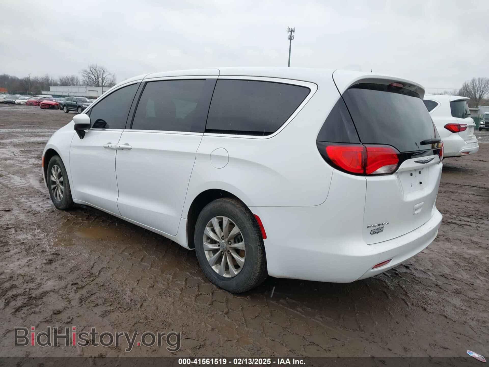 2017 CHRYSLER PACIFICA - VIN: 2C4RC1DG4HR723458 - Фото 3