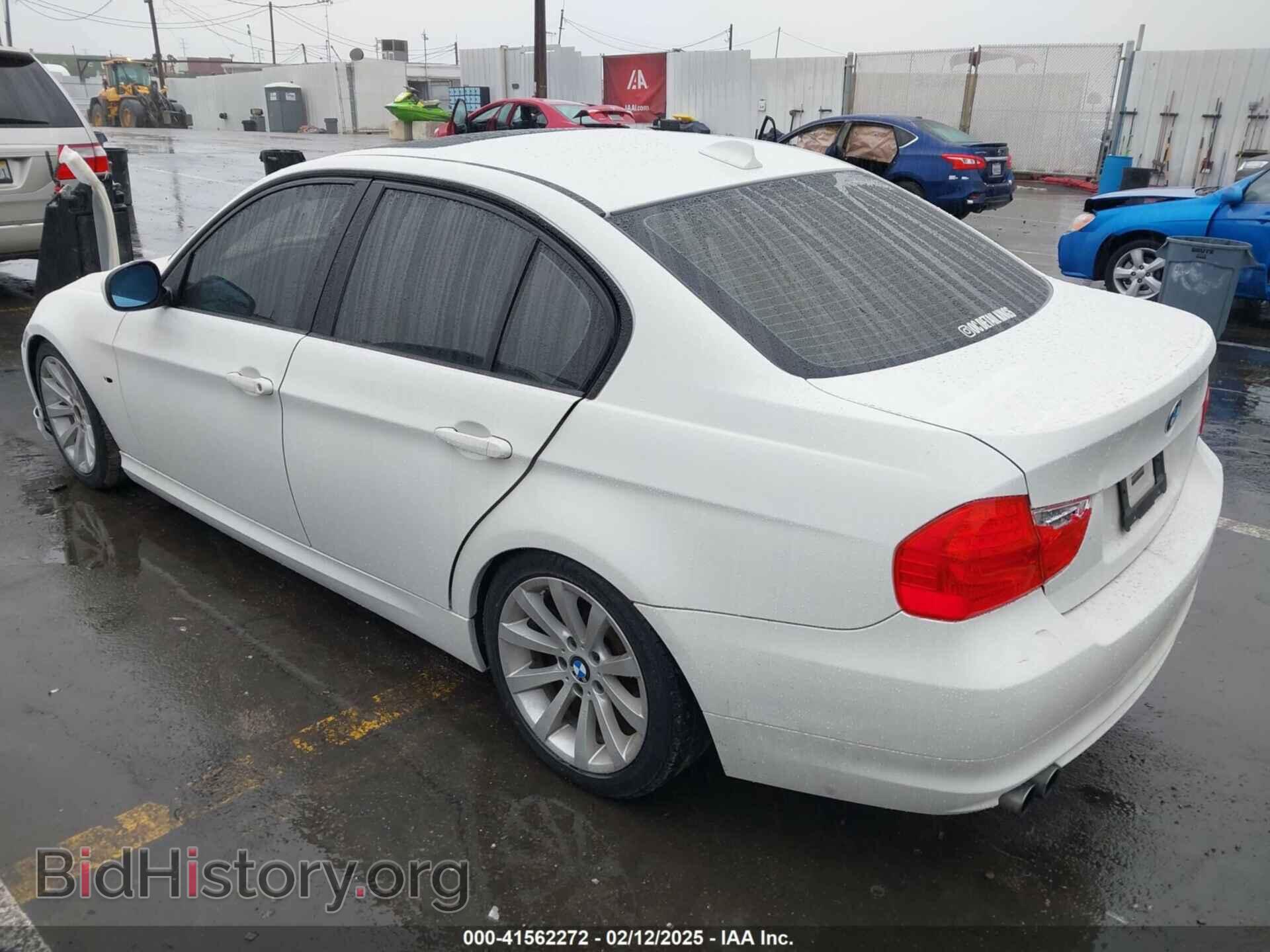 2011 BMW 328I - VIN: WBAPH7C55BE681458 - Фото 3