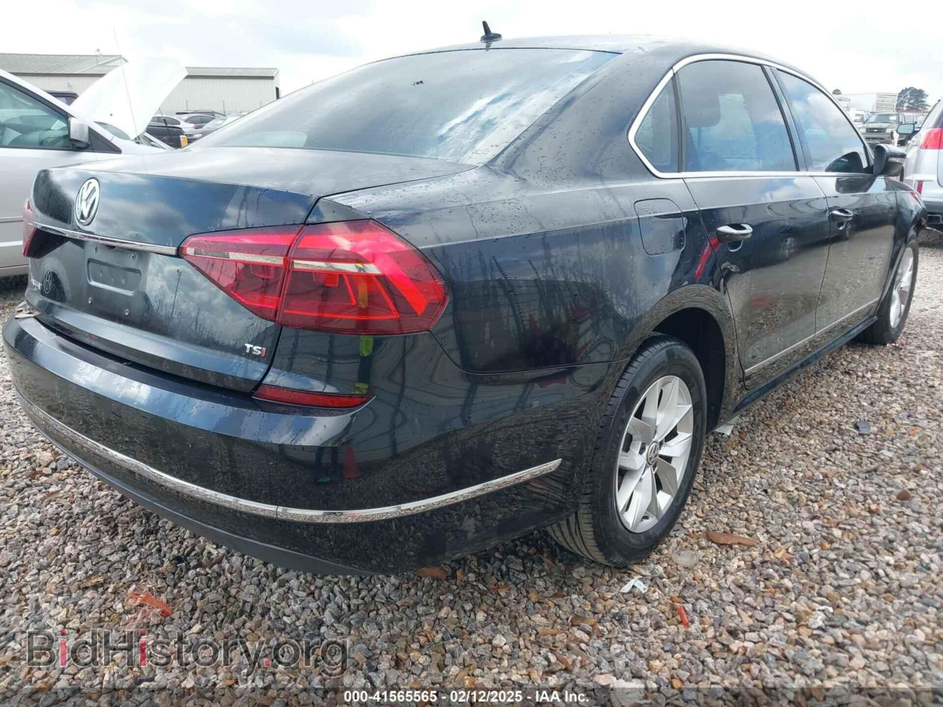 2017 VOLKSWAGEN PASSAT - VIN: 1VWAT7A32HC073214 - Фото 4