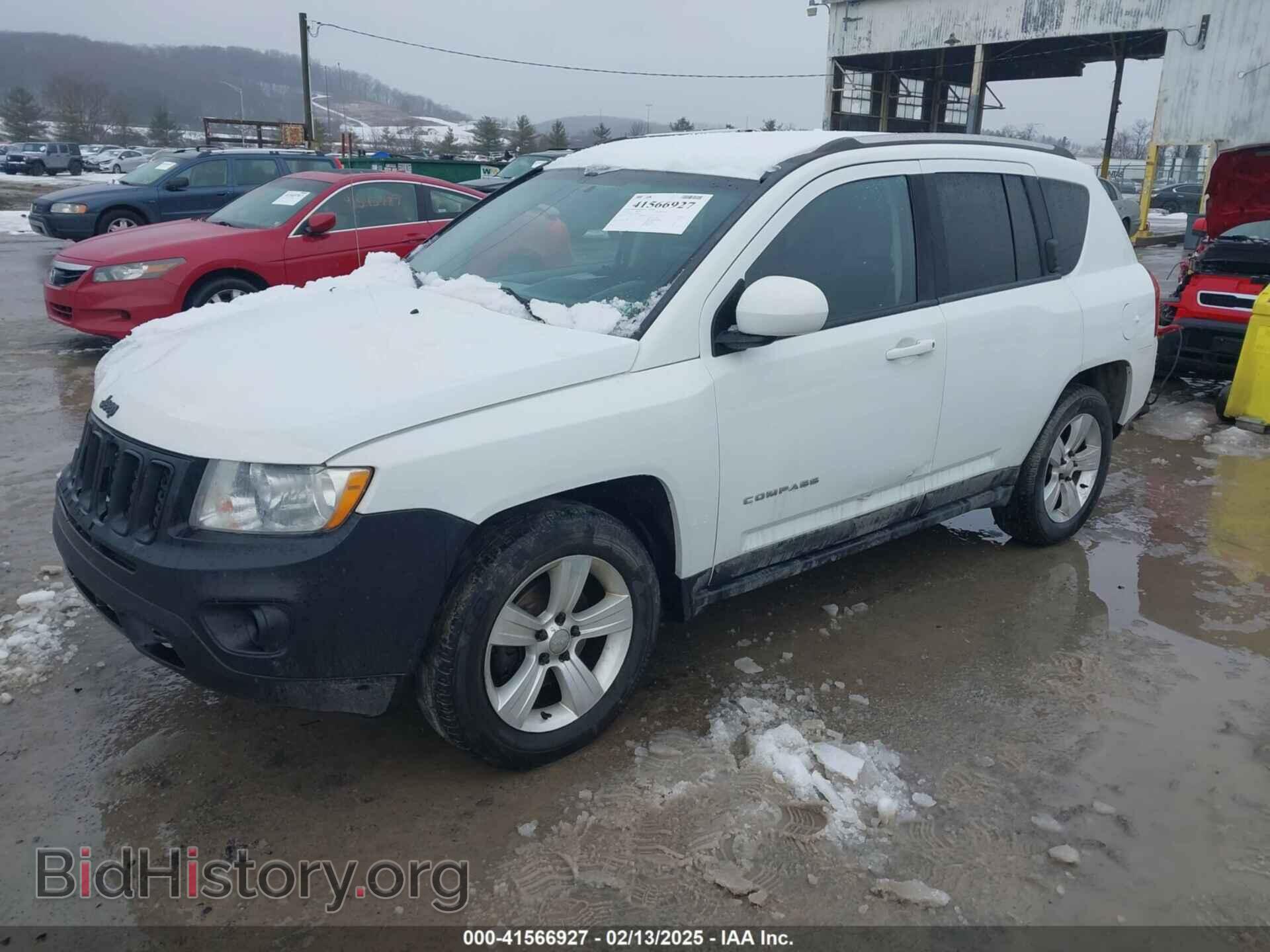2014 JEEP COMPASS - VIN: 1C4NJDEB5ED892184 - Photo 2