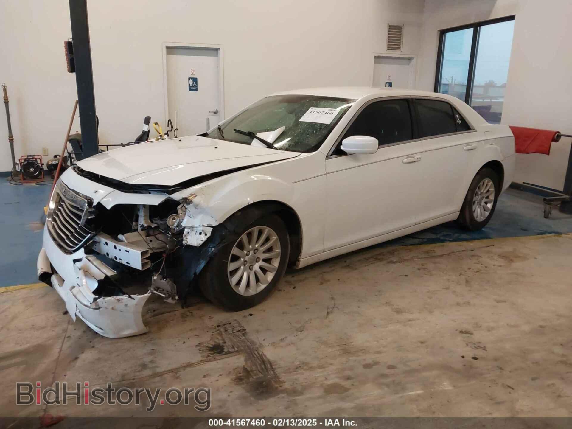 2012 CHRYSLER 300 - VIN: 2C3CCAAG2CH289442 - Фото 2