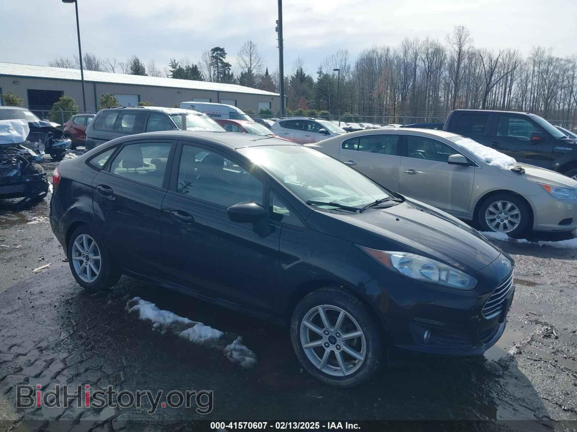 Photo 3FADP4BJ8KM137770 - FORD FIESTA 2019