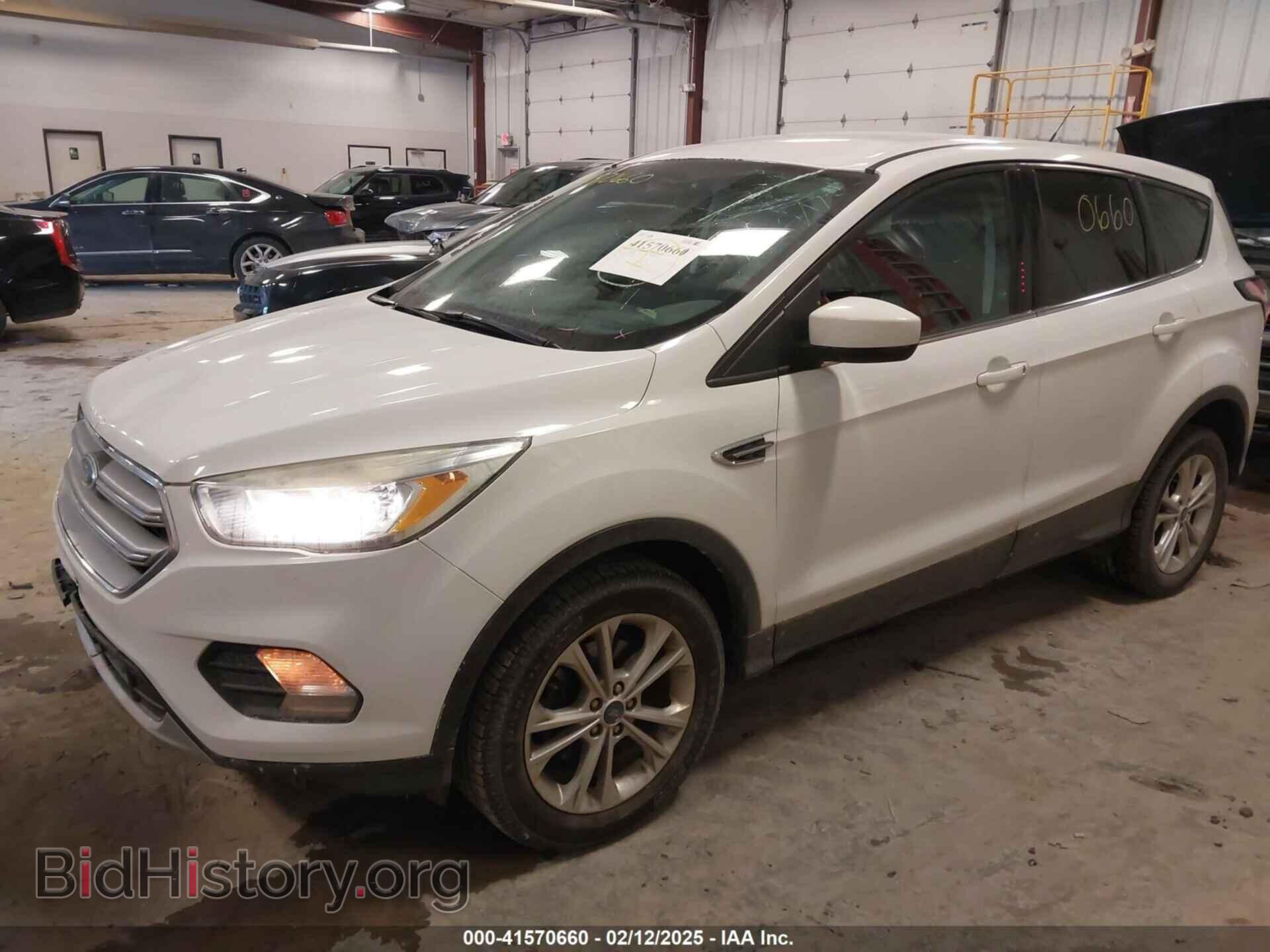 2017 FORD ESCAPE - VIN: 1FMCU0GD0HUE69096 - Фото 2
