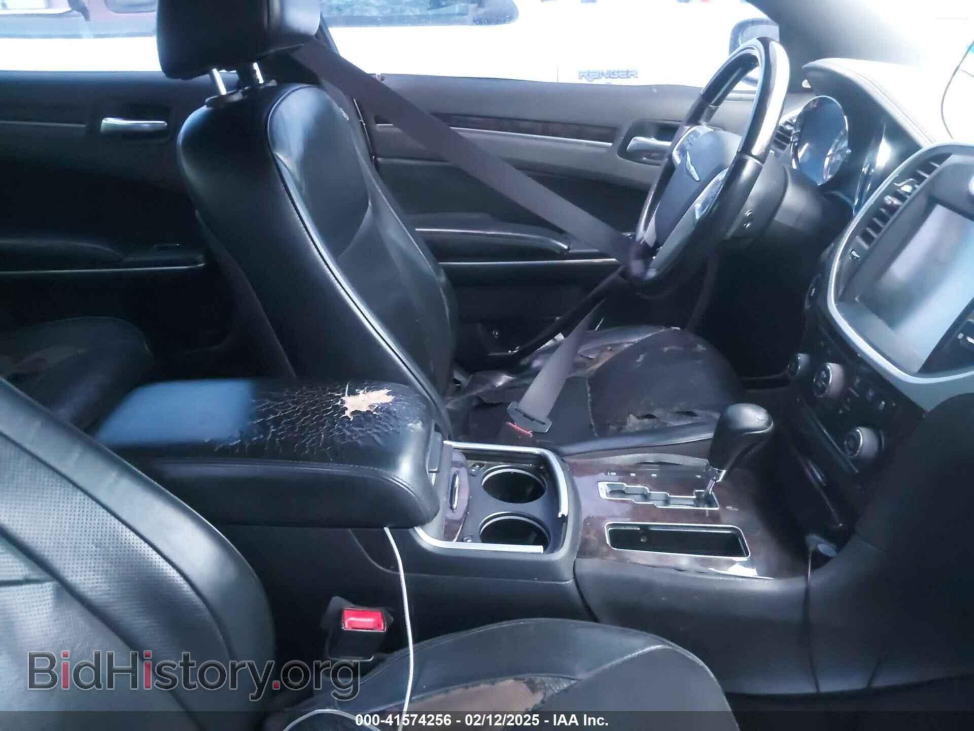 2014 CHRYSLER 300C - VIN: 2C3CCAET9EH169597 - Фото 5