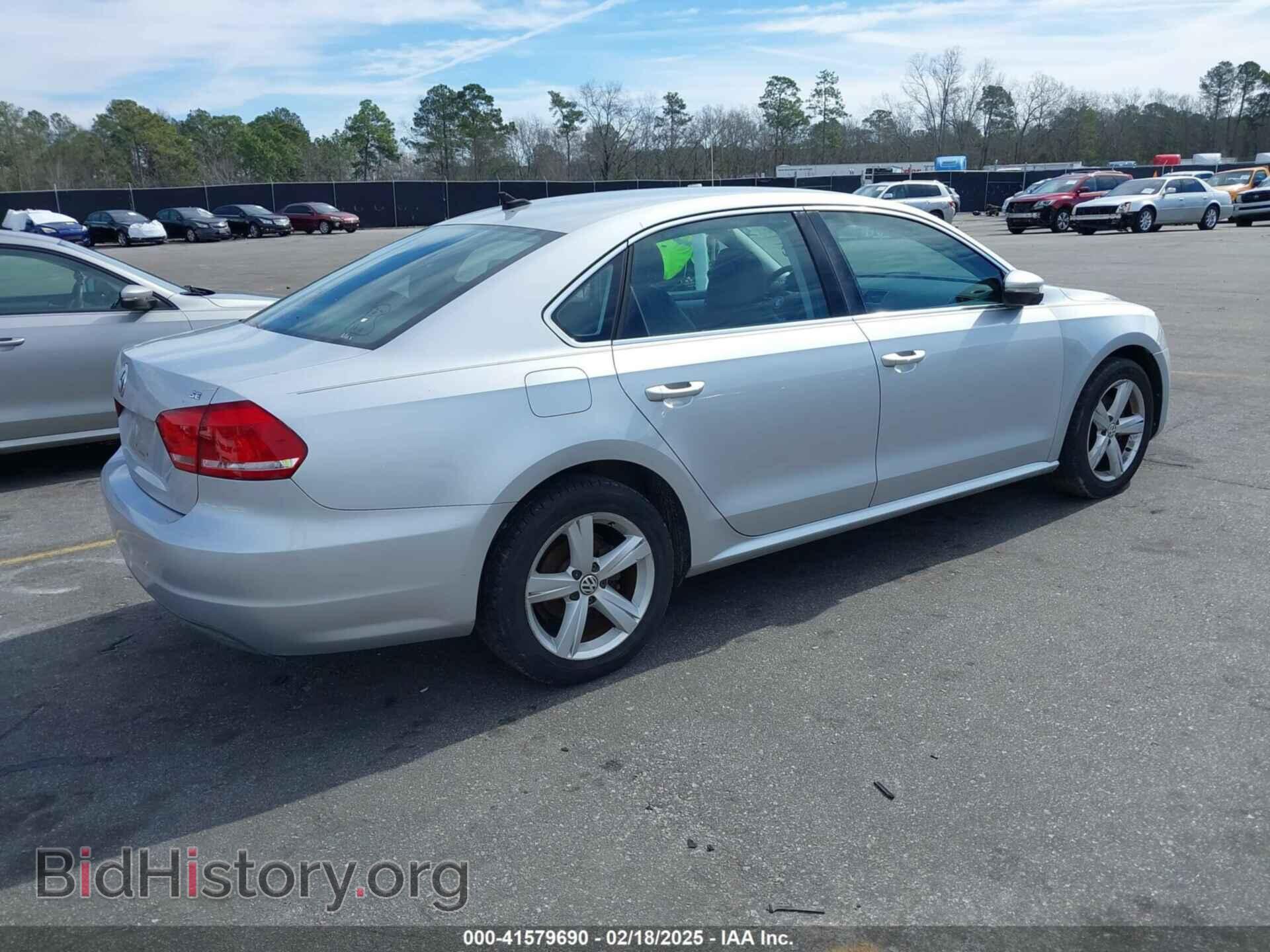 2012 VOLKSWAGEN PASSAT - VIN: 1VWBP7A34CC045237 - Фото 4