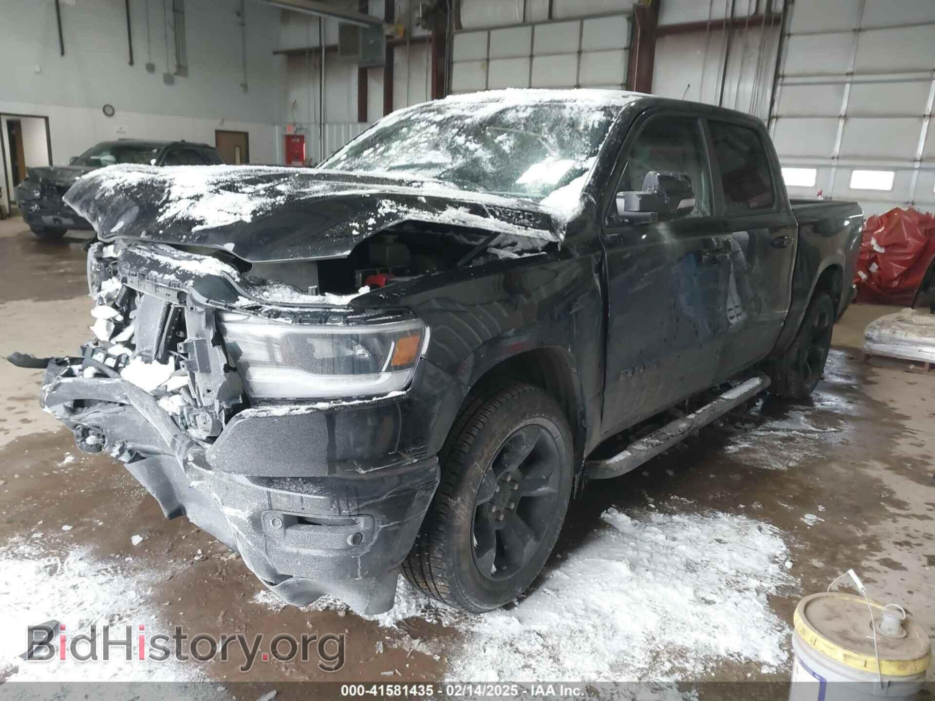 2019 RAM 1500 - VIN: 1C6SRFFT2KN696845 - Фото 2