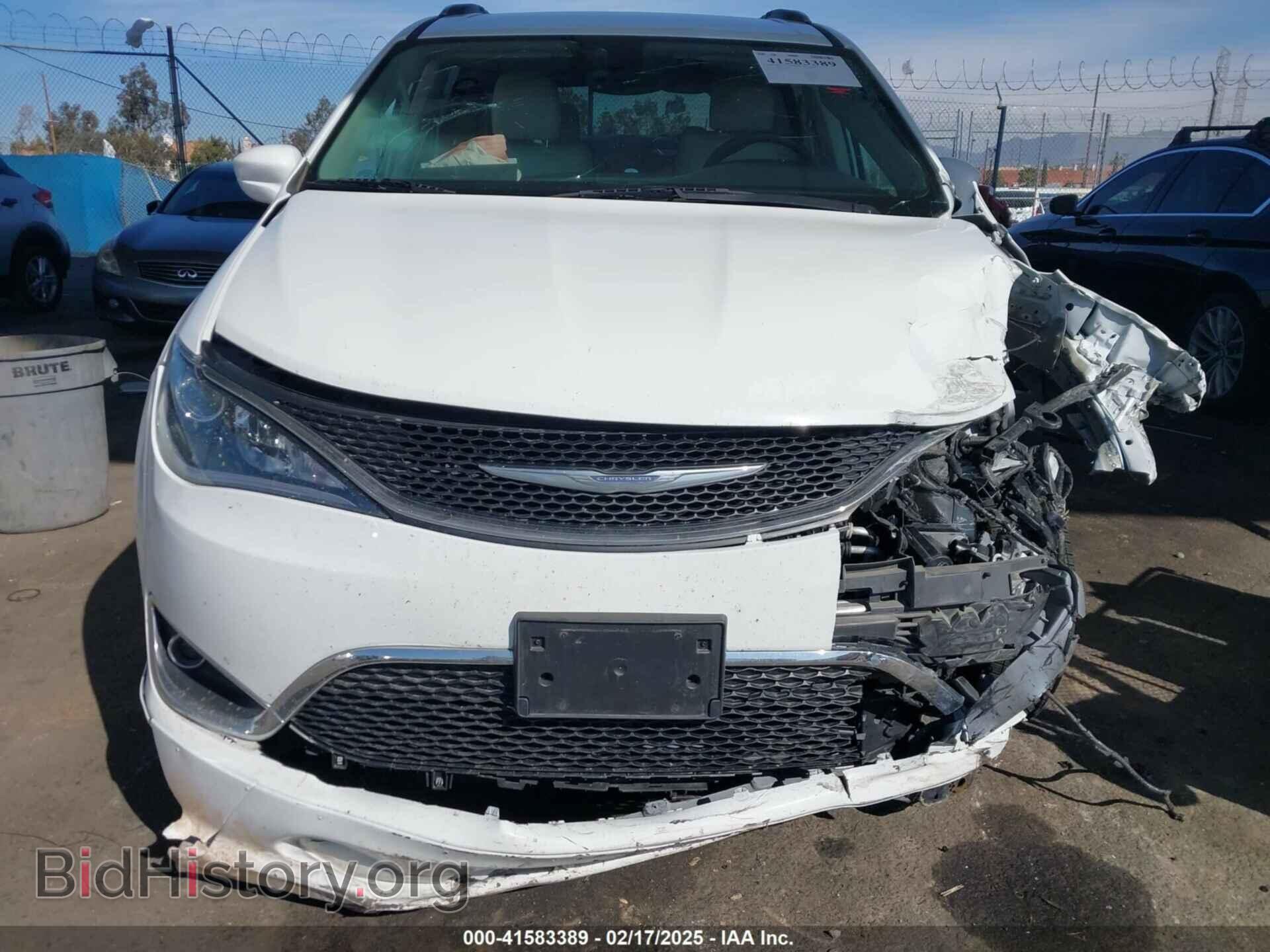2017 CHRYSLER PACIFICA - VIN: 2C4RC1EG2HR739754 - Photo 11