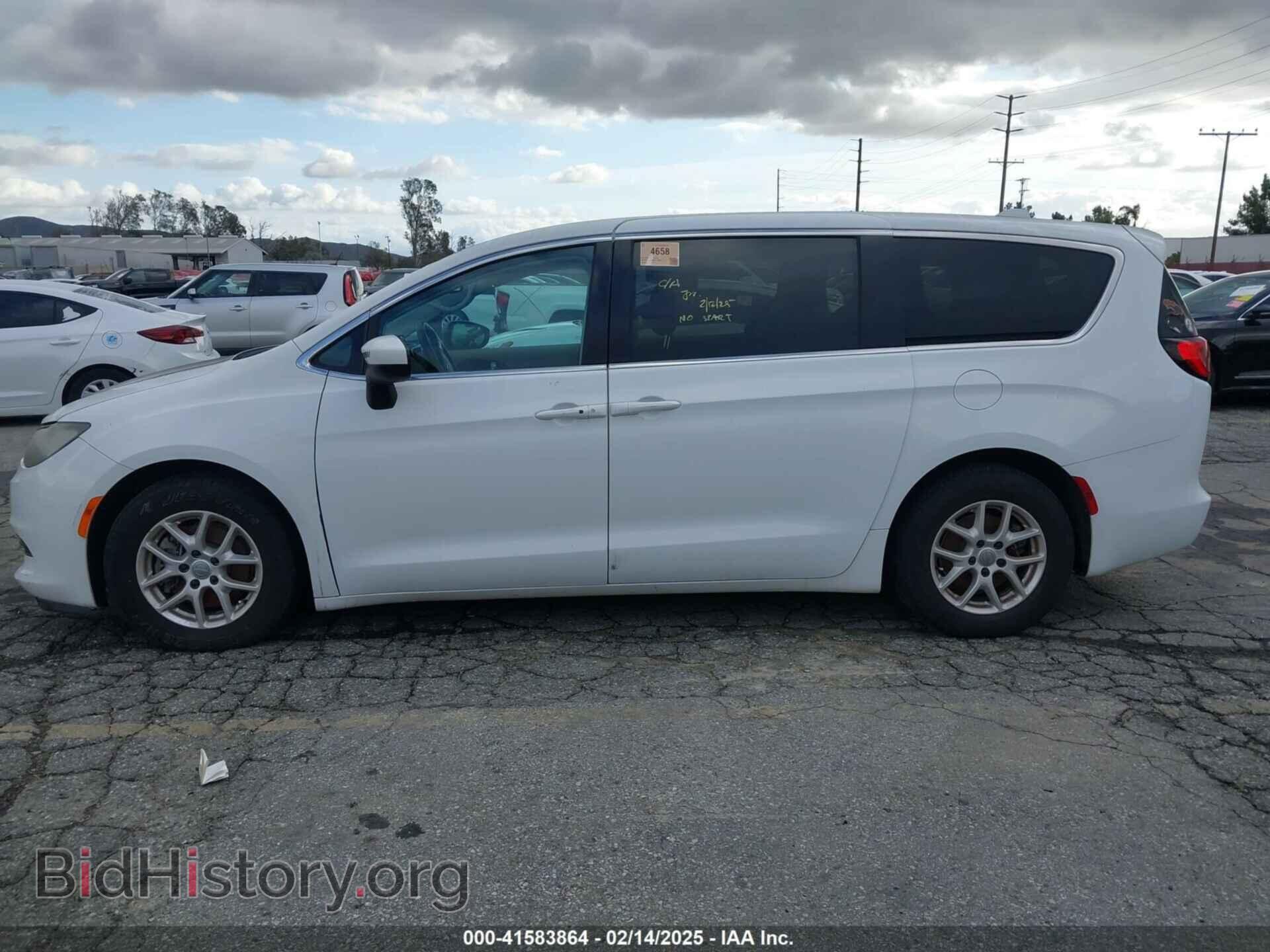 2017 CHRYSLER PACIFICA - VIN: 2C4RC1CG4HR565768 - Фото 14
