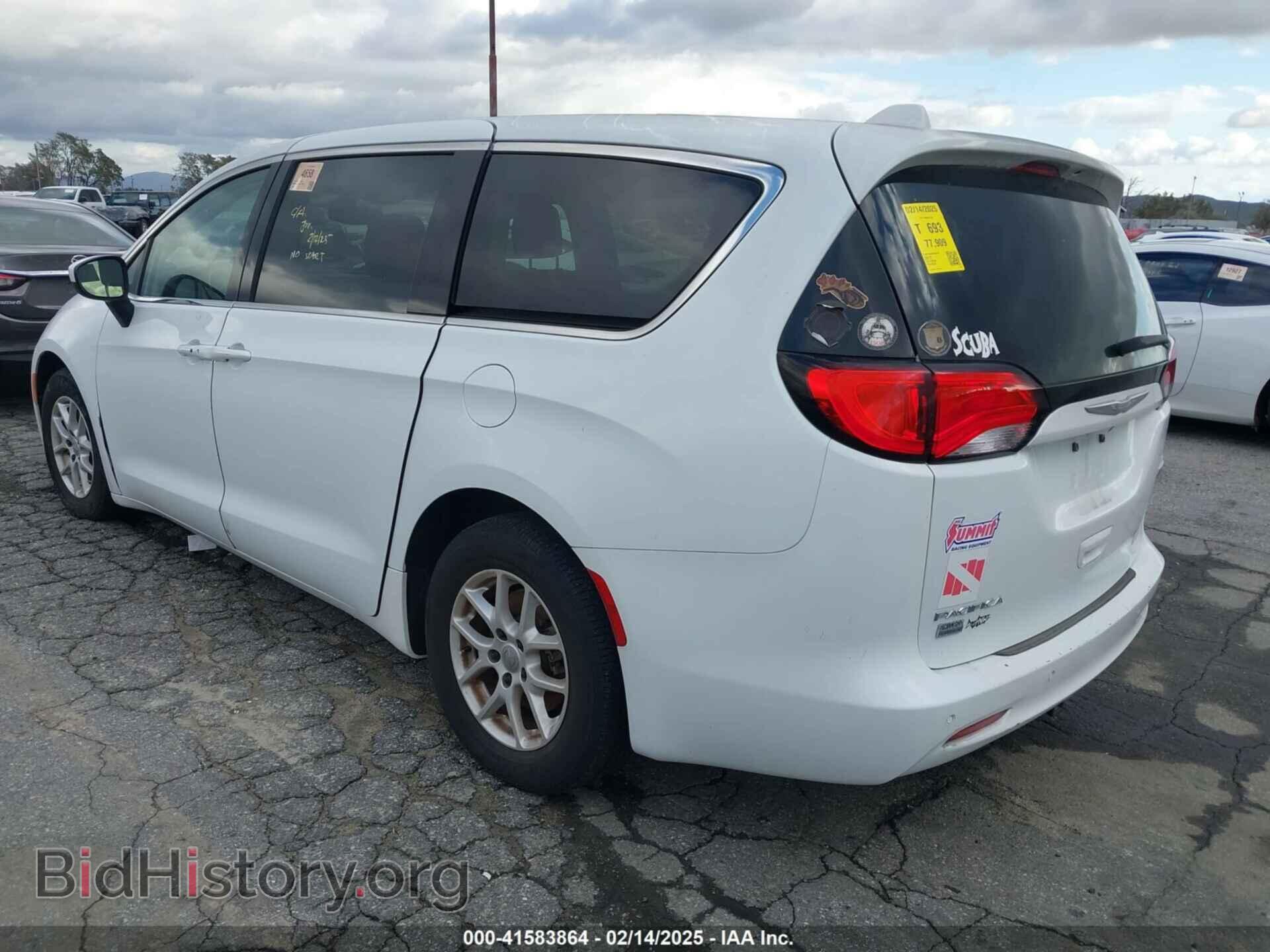 2017 CHRYSLER PACIFICA - VIN: 2C4RC1CG4HR565768 - Фото 3