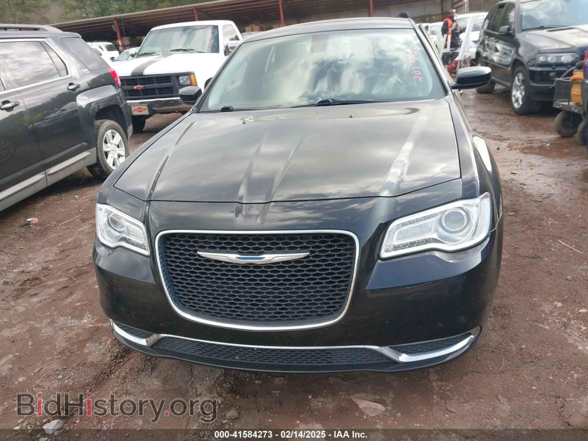 2018 CHRYSLER 300 - VIN: 2C3CCAAG8JH201720 - Фото 12