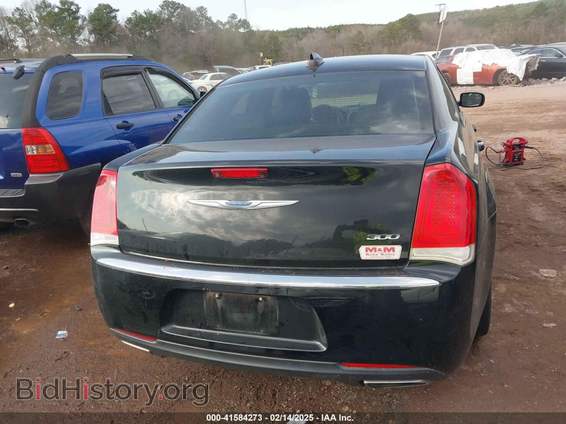 2018 CHRYSLER 300 - VIN: 2C3CCAAG8JH201720 - Фото 16