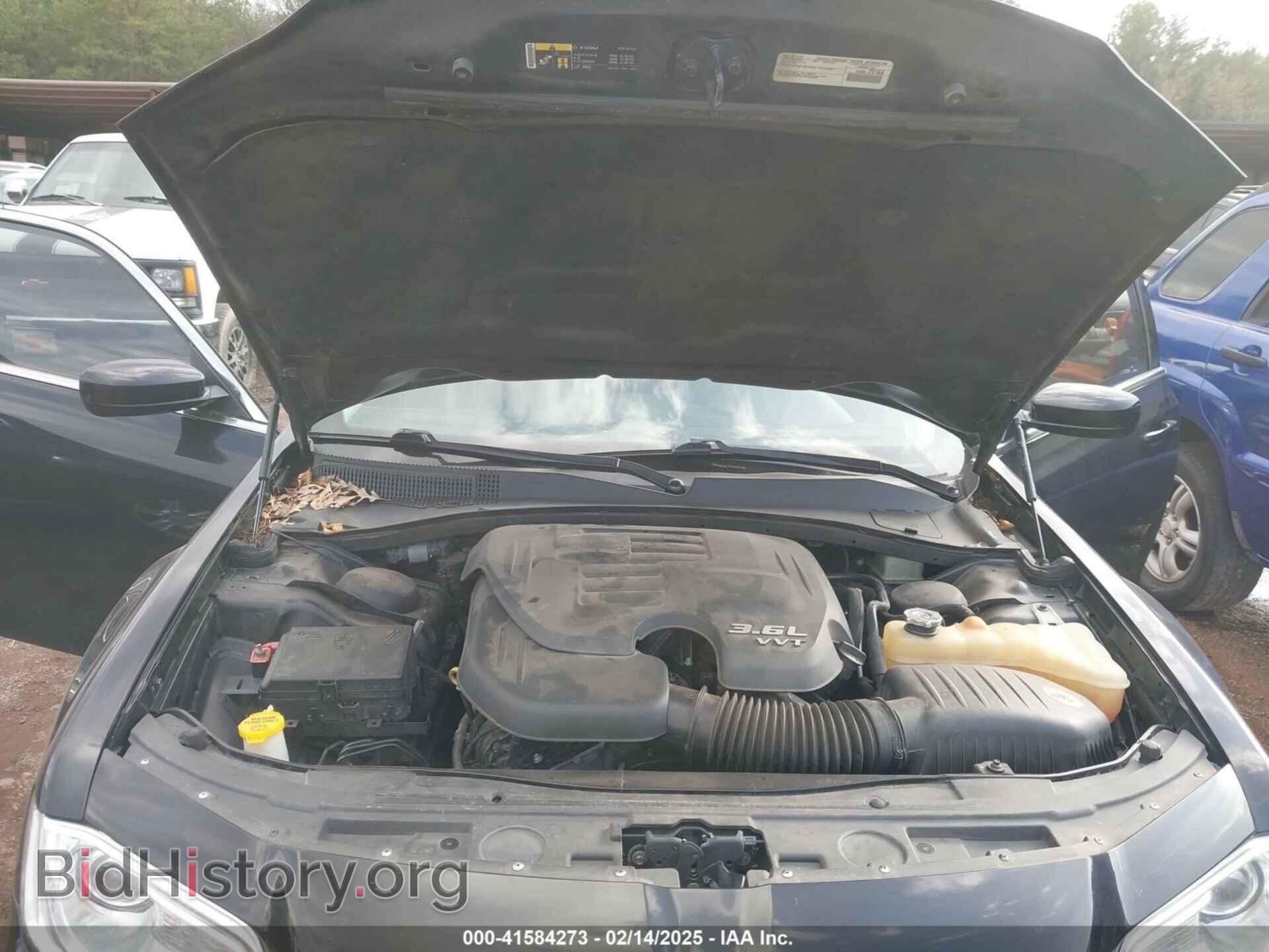 2018 CHRYSLER 300 - VIN: 2C3CCAAG8JH201720 - Фото 10