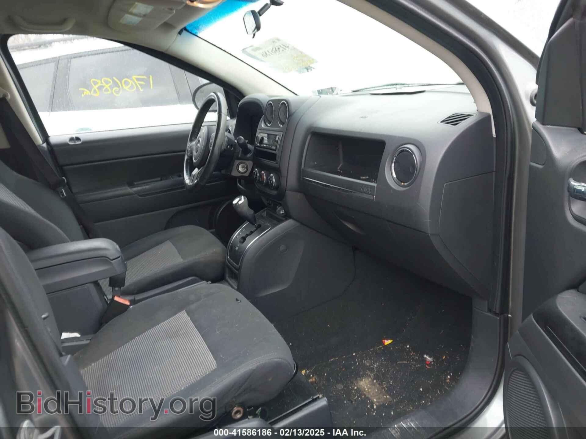 2011 JEEP COMPASS - VIN: 1J4NF1FB0BD271696 - Photo 5