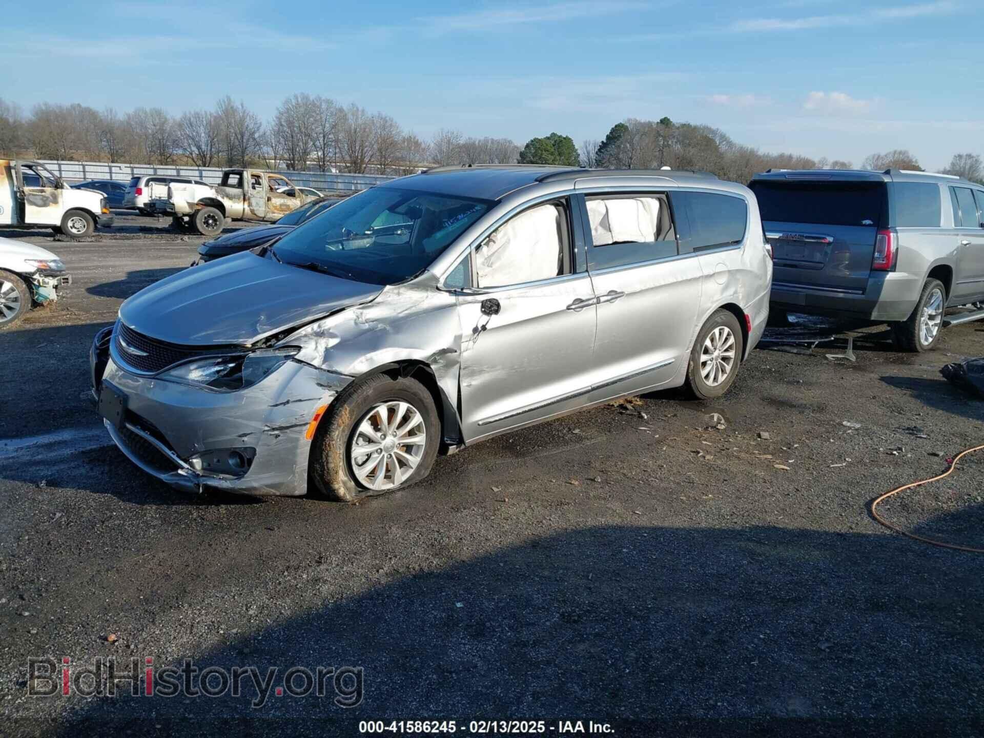 2017 CHRYSLER PACIFICA - VIN: 2C4RC1BG3HR720523 - Фото 2