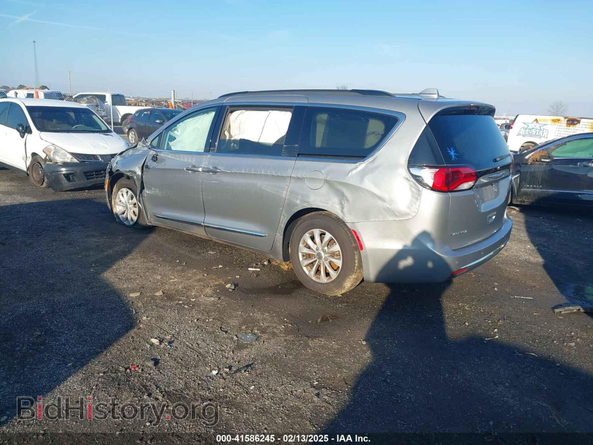 2017 CHRYSLER PACIFICA - VIN: 2C4RC1BG3HR720523 - Фото 3