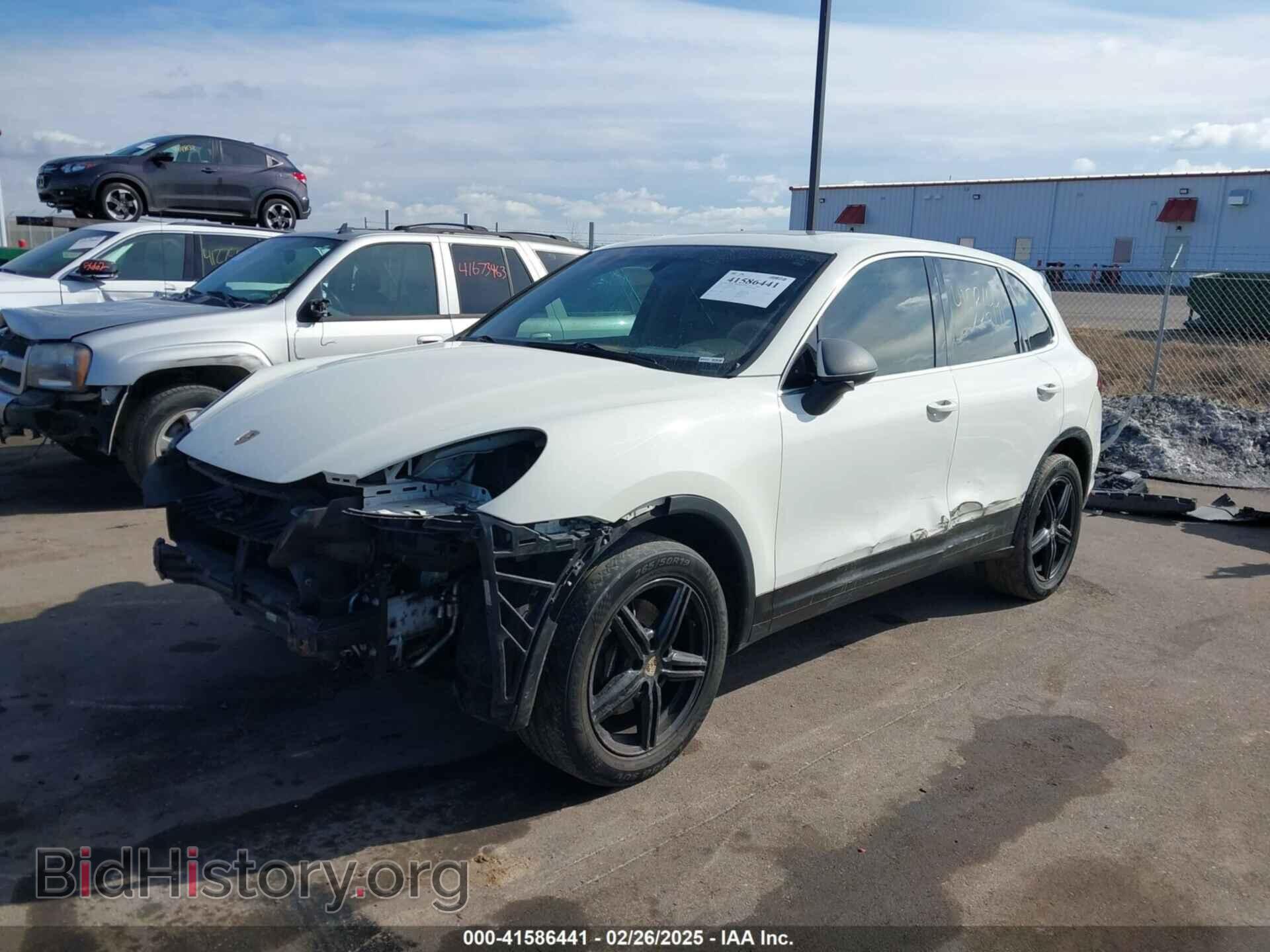 2012 PORSCHE CAYENNE - VIN: WP1AA2A2XCLA03020 - Photo 2