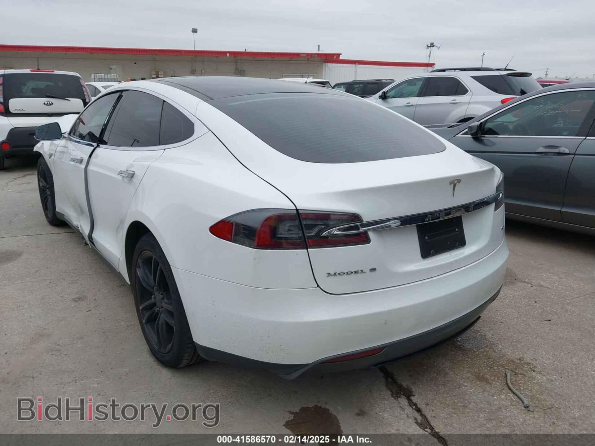 2014 TESLA MODEL S - VIN: 5YJSA1H10EFP32582 - Фото 3