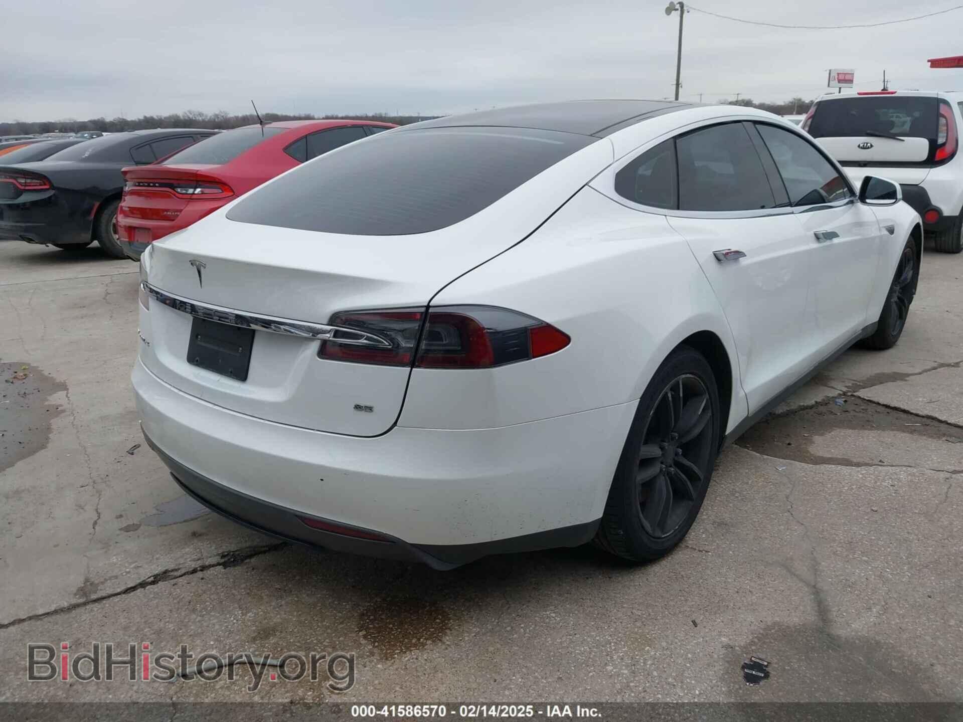 2014 TESLA MODEL S - VIN: 5YJSA1H10EFP32582 - Фото 4