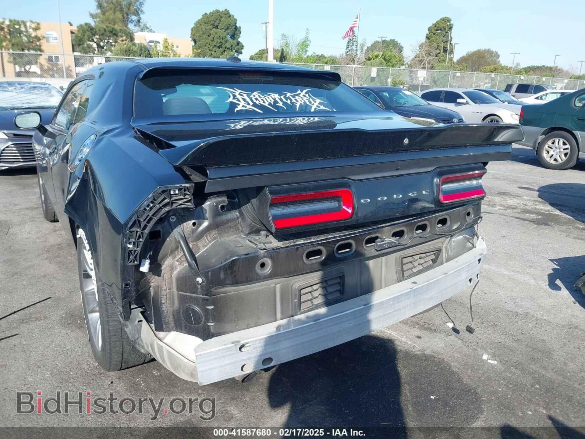 2018 DODGE CHALLENGER - VIN: 2C3CDZAG7JH328194 - Фото 3