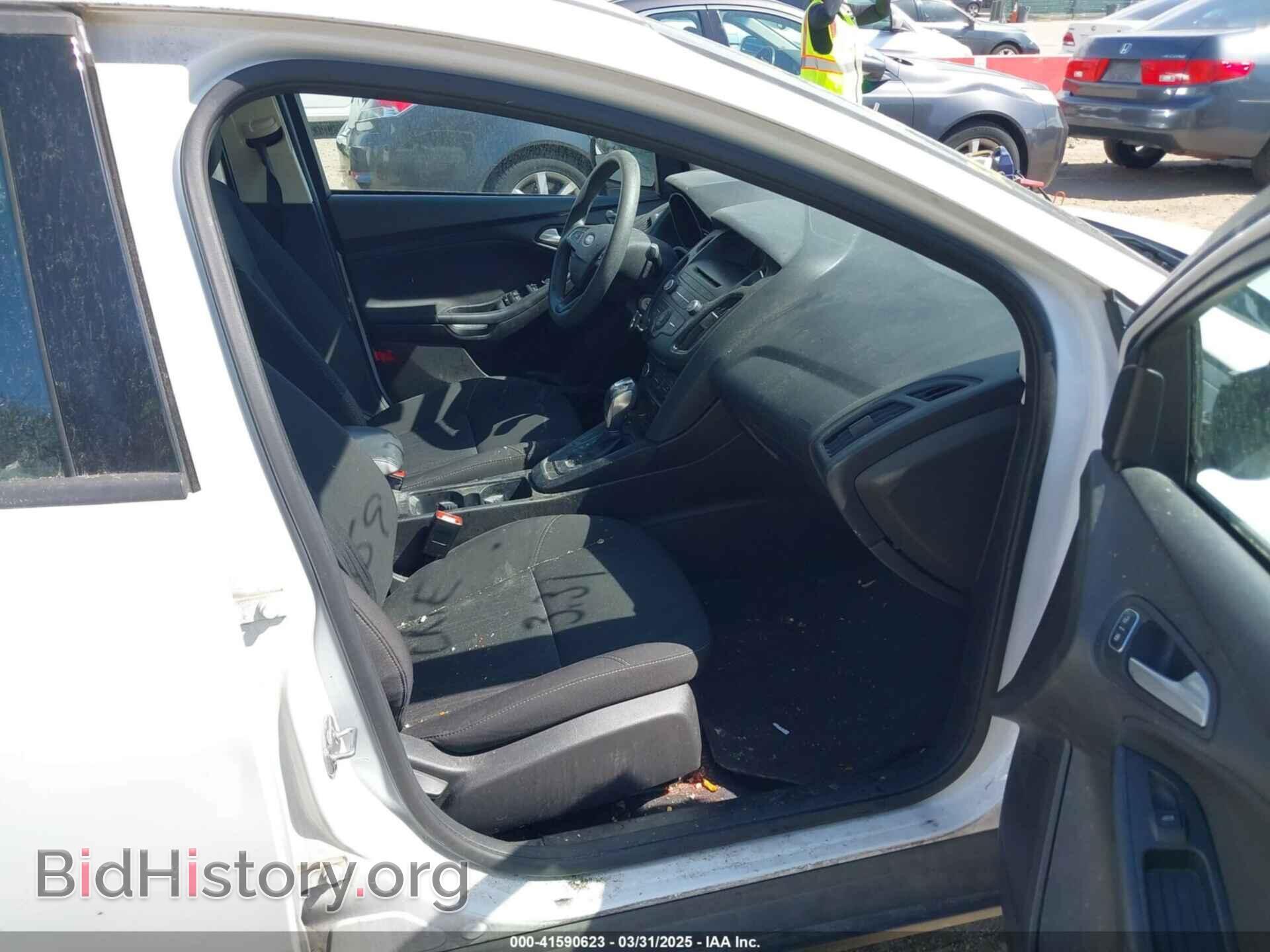 2016 FORD FOCUS - VIN: 1FADP3F2XGL354565 - Photo 5
