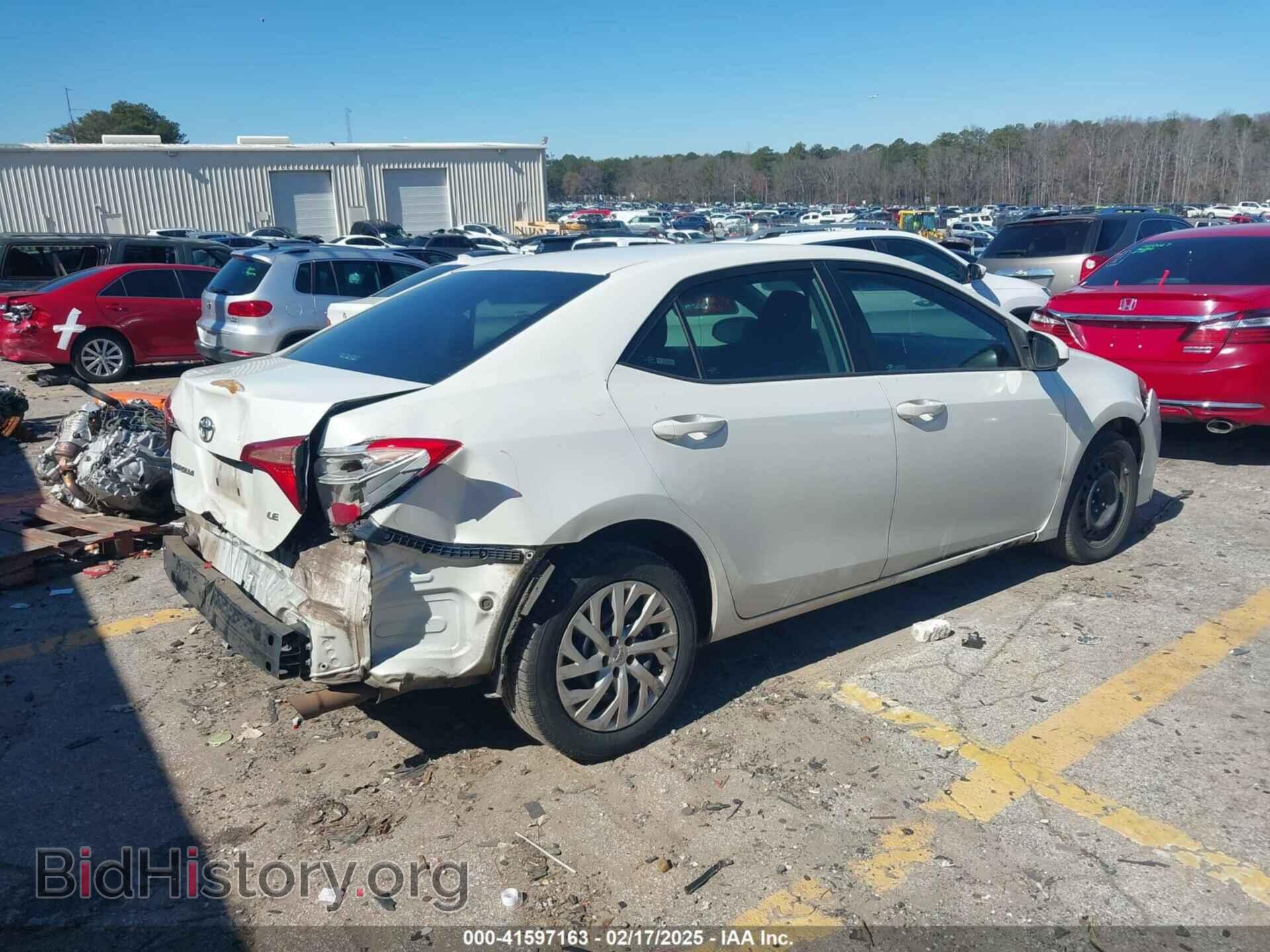 2018 TOYOTA COROLLA - VIN: 5YFBURHEXJP747579 - Фото 4