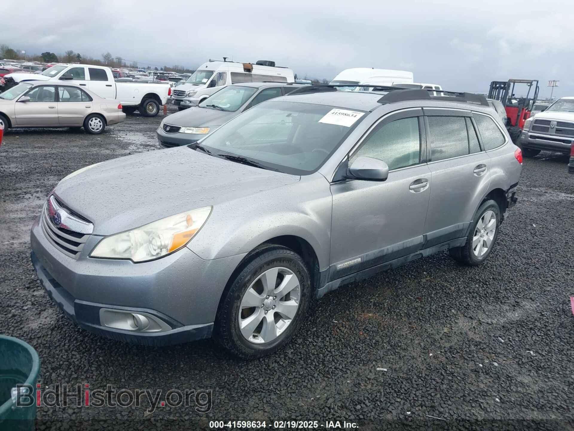 2011 SUBARU OUTBACK - VIN: 4S4BRBCC8B3317232 - Фото 2