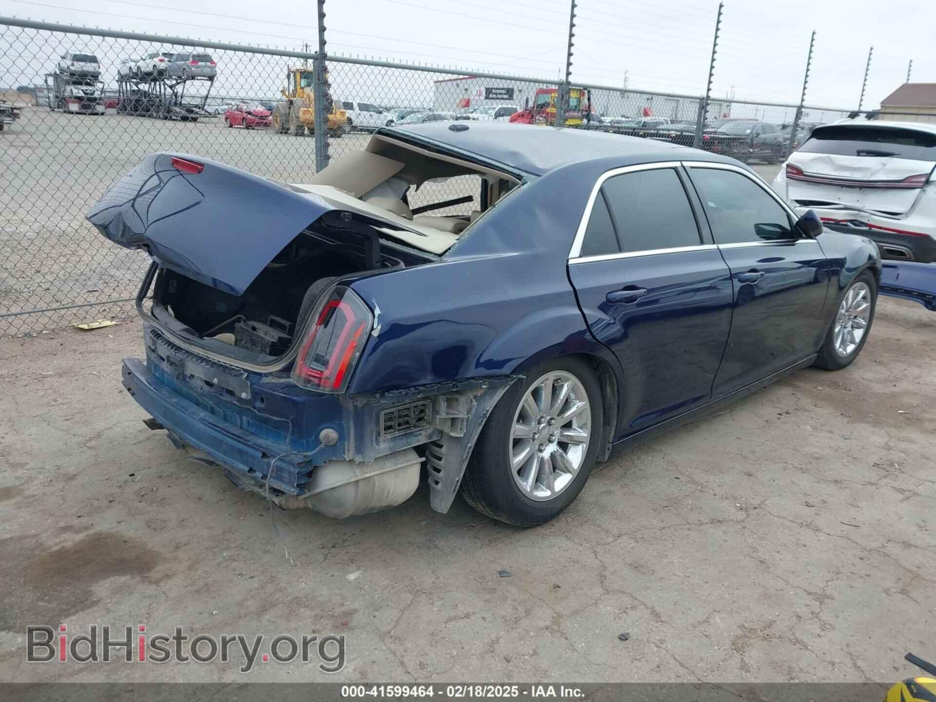 2014 CHRYSLER 300 - VIN: 2C3CCAAG0EH344330 - Фото 4