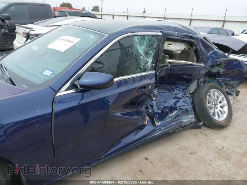 2014 Chrysler 300 (VIN 2C3CCAAG0EH344330) — photo 6 of 18