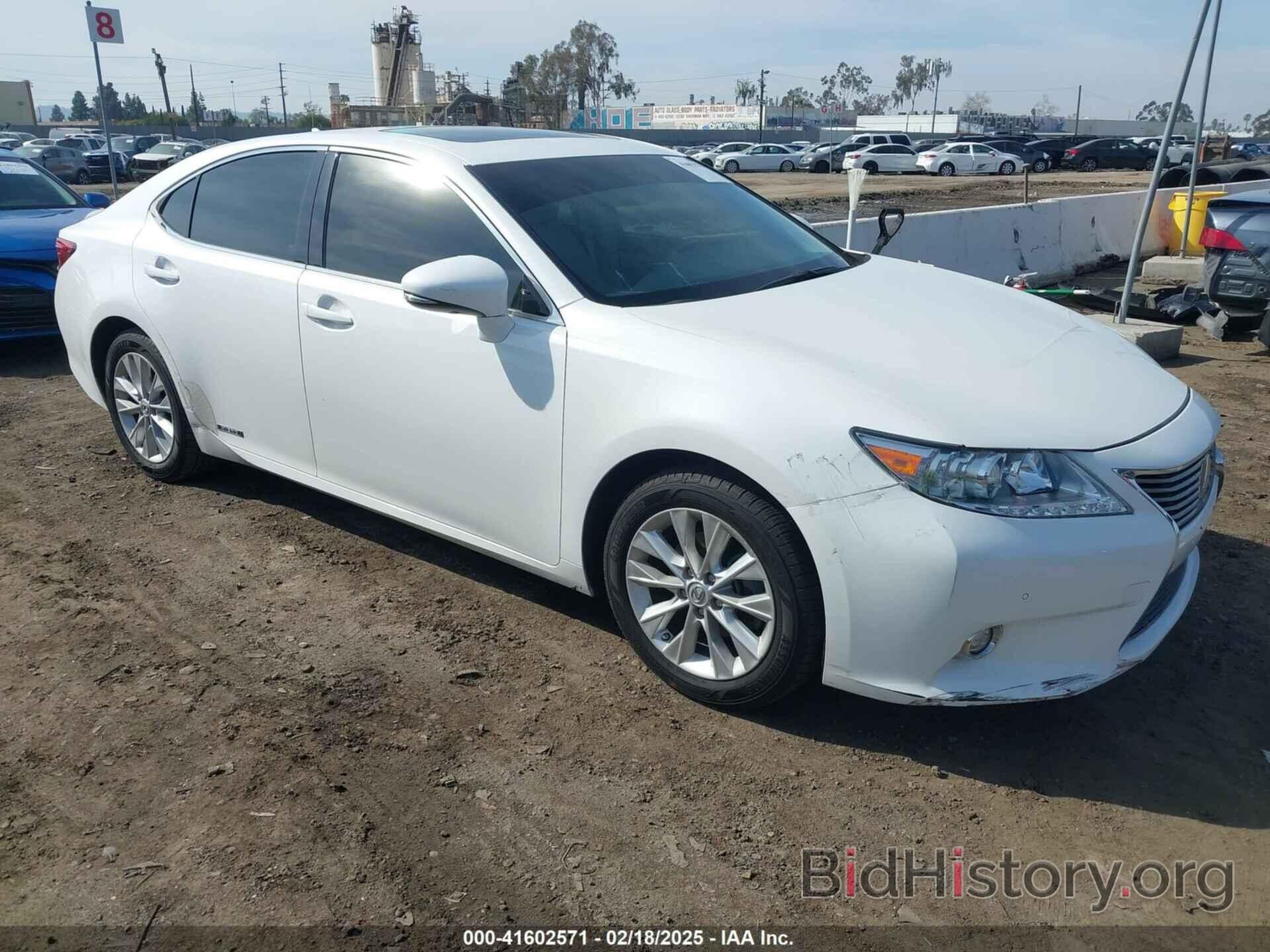 Фотография JTHBW1GG1E2072822 - LEXUS ES 300H 2014
