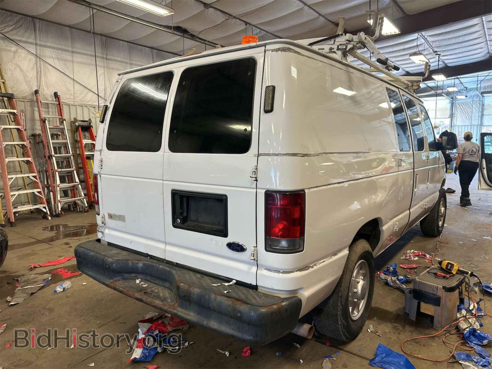 2011 FORD E-250 - VIN: 1FTNE2EL7BDA18559 - Photo 2