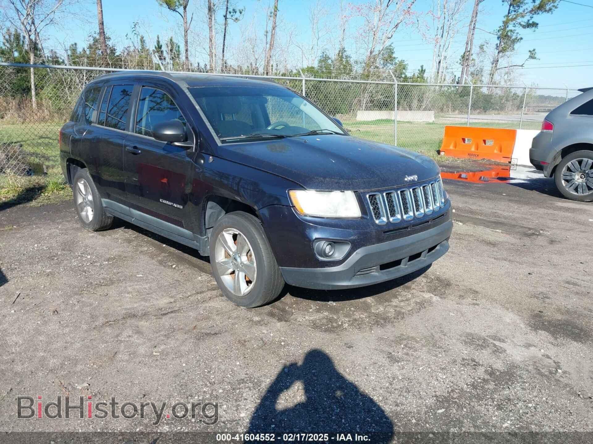 Photo 1J4NT1FA4BD208116 - JEEP COMPASS 2011