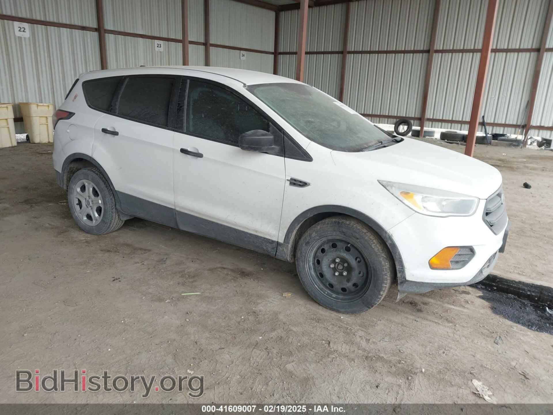 Фотография 1FMCU0F75HUC00670 - FORD ESCAPE 2017