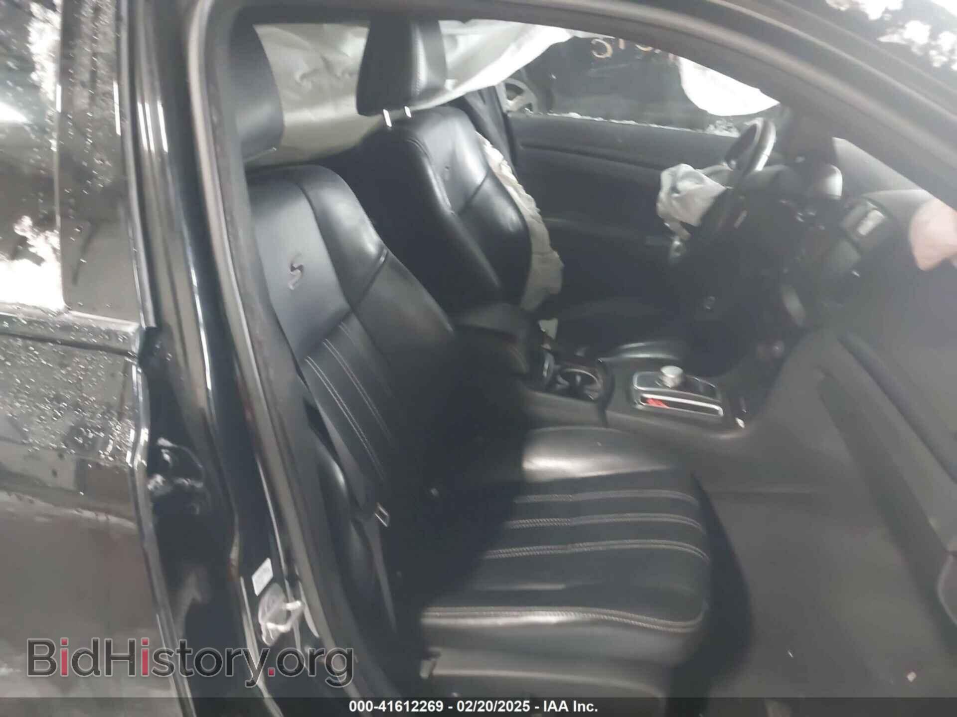 2016 CHRYSLER 300 - VIN: 2C3CCAGG0GH283586 - Фото 5