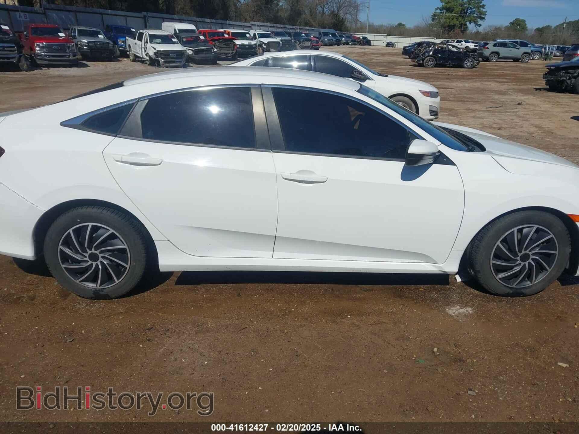 2018 HONDA CIVIC - VIN: 2HGFC2F57JH515205 - Фото 13