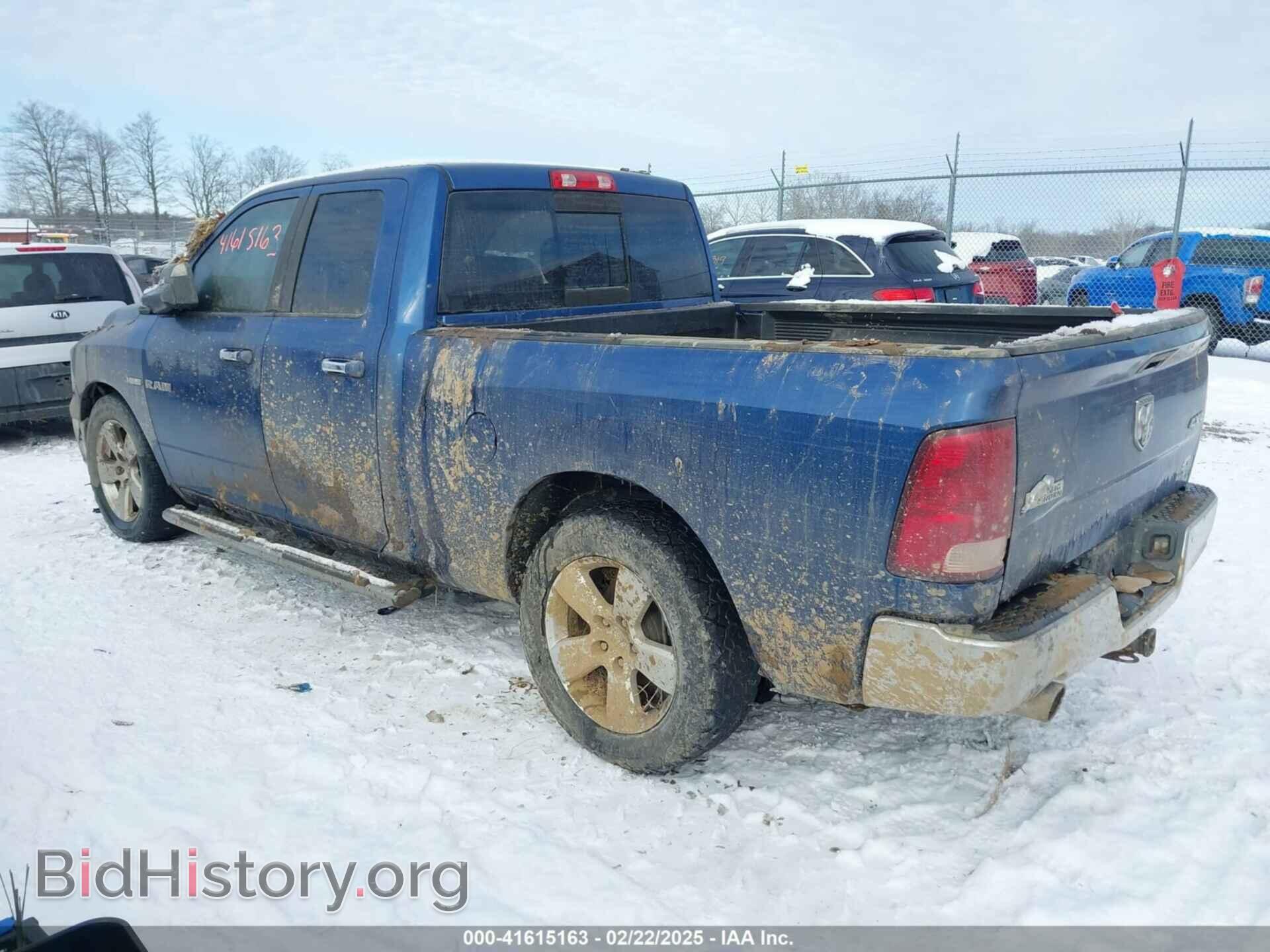 2010 DODGE RAM 1500 - VIN: 1D7RV1GT2AS123776 - Фото 3