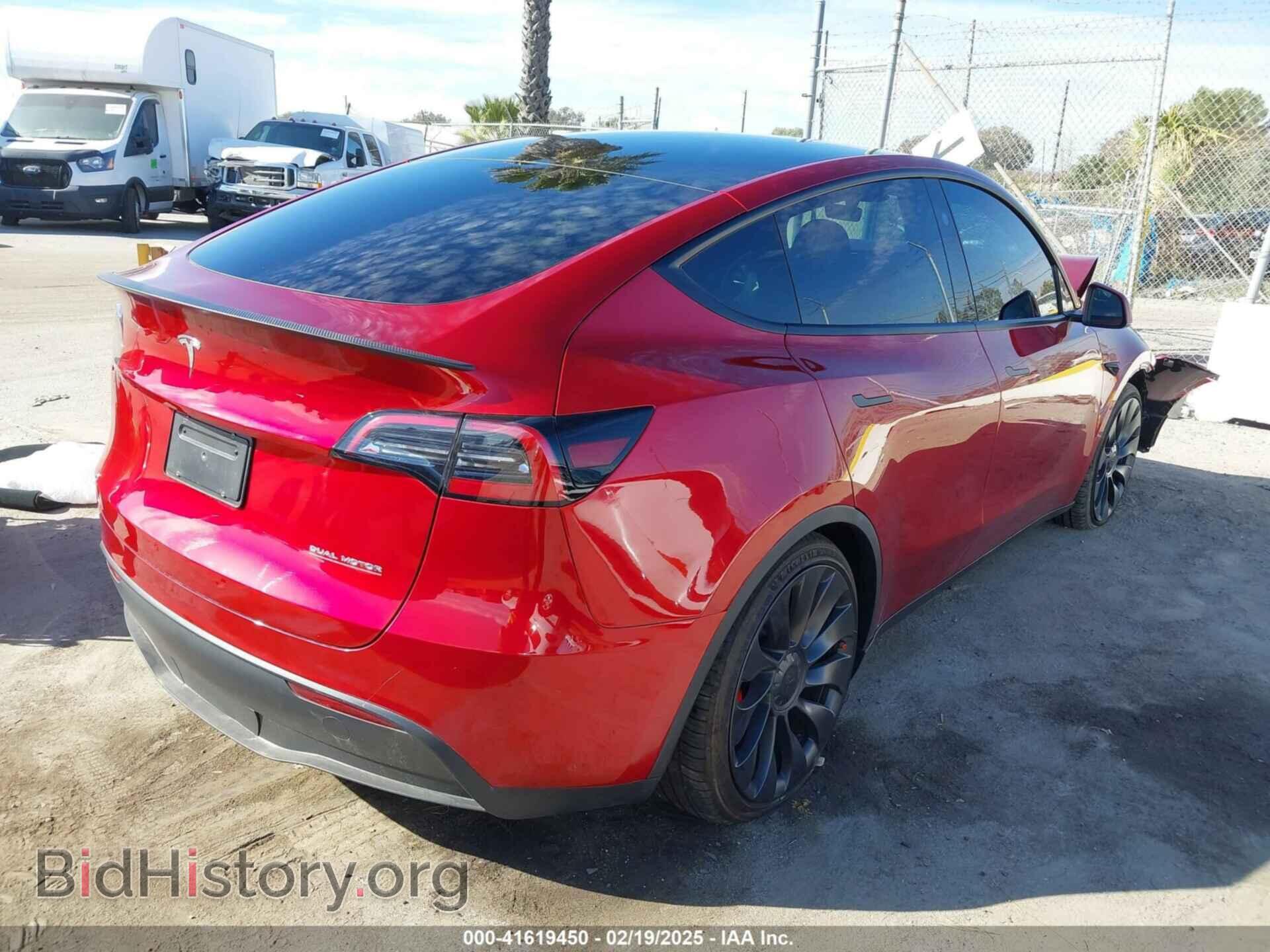 2024 TESLA MODEL Y - VIN: 7SAYGDEF3RF032980 - Фото 4
