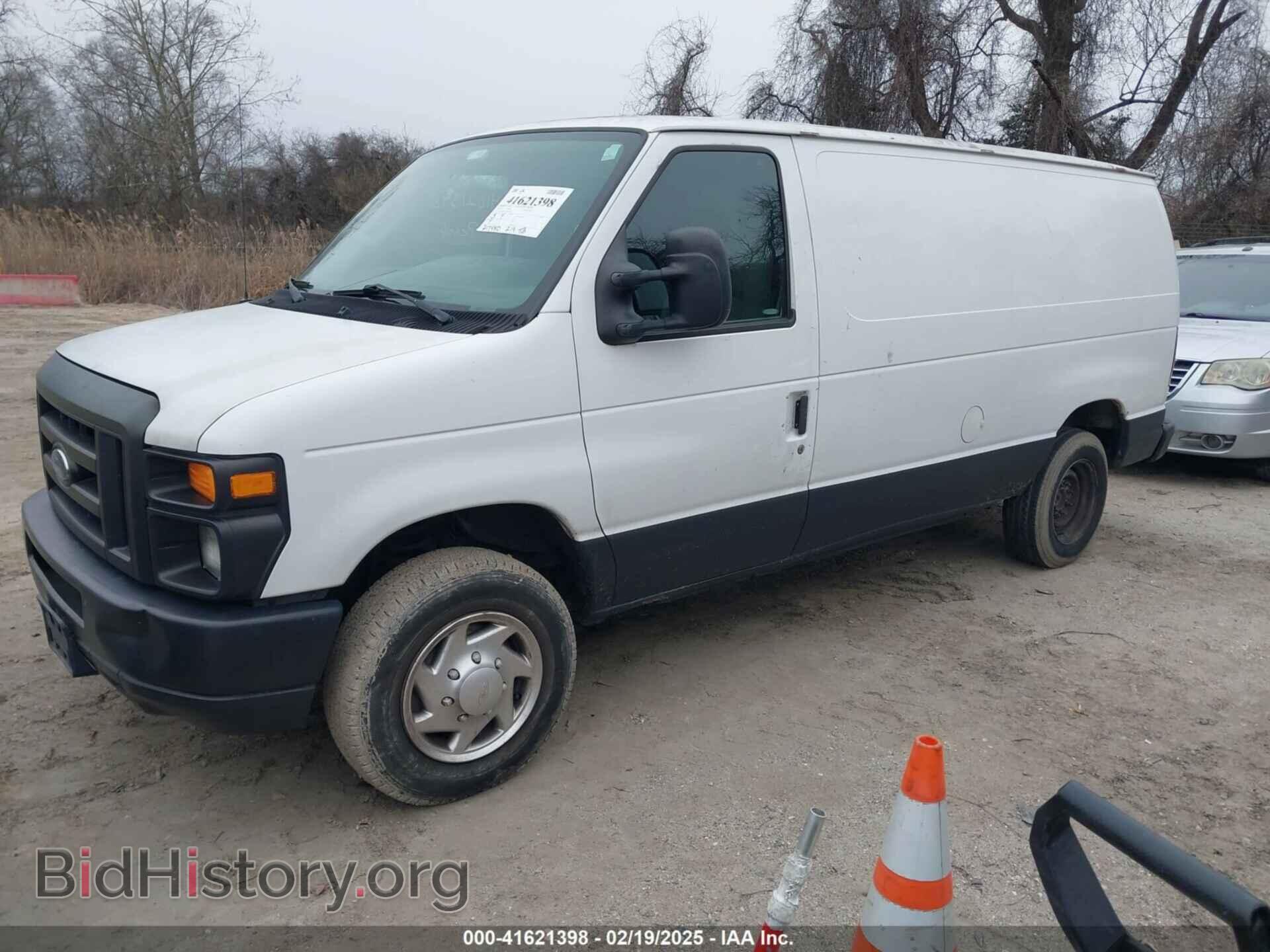 2010 FORD E-150 - VIN: 1FTNE1EW9ADA63635 - Фото 2