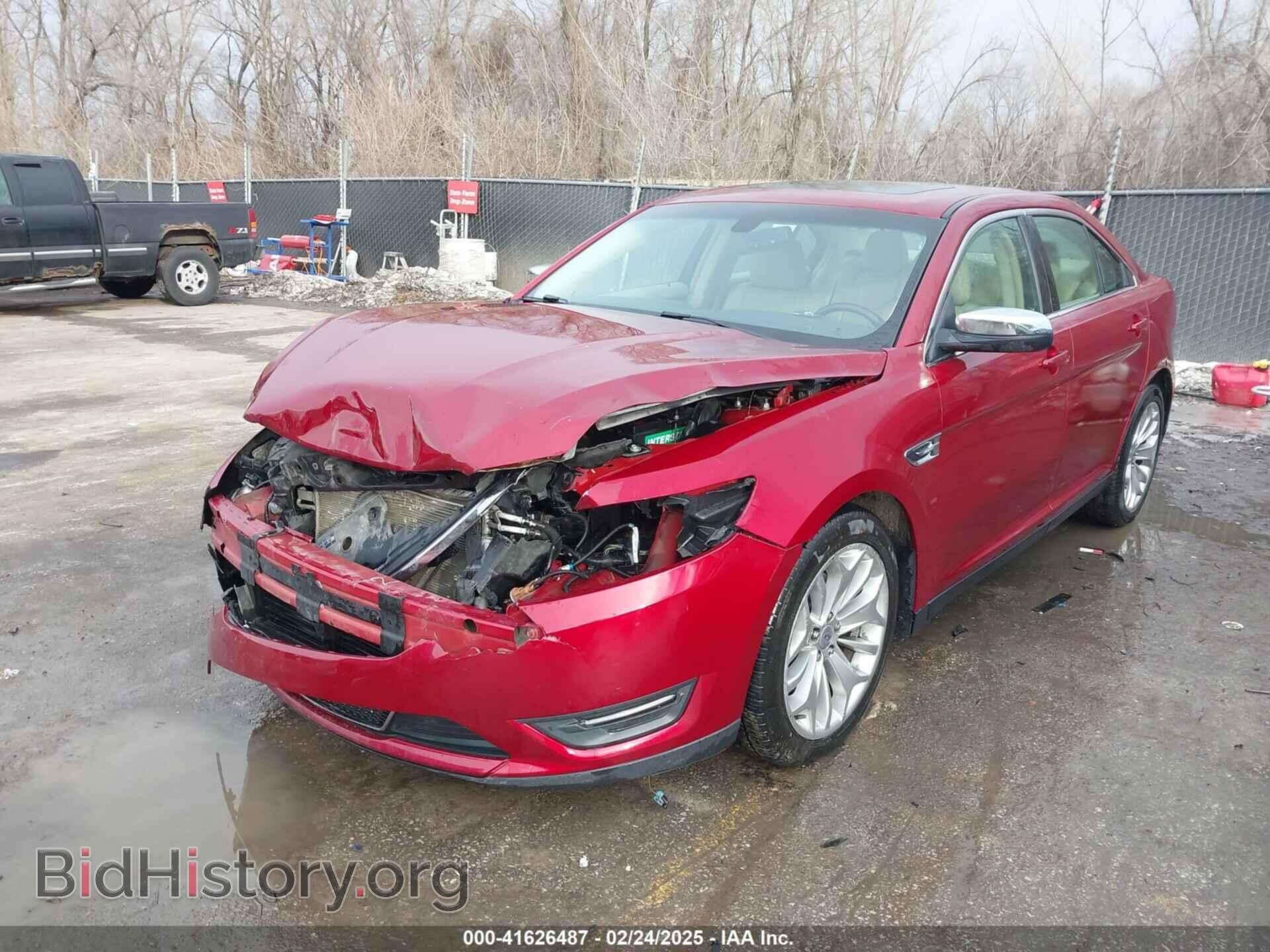 2013 FORD TAURUS - VIN: 1FAHP2F86DG167182 - Фото 2