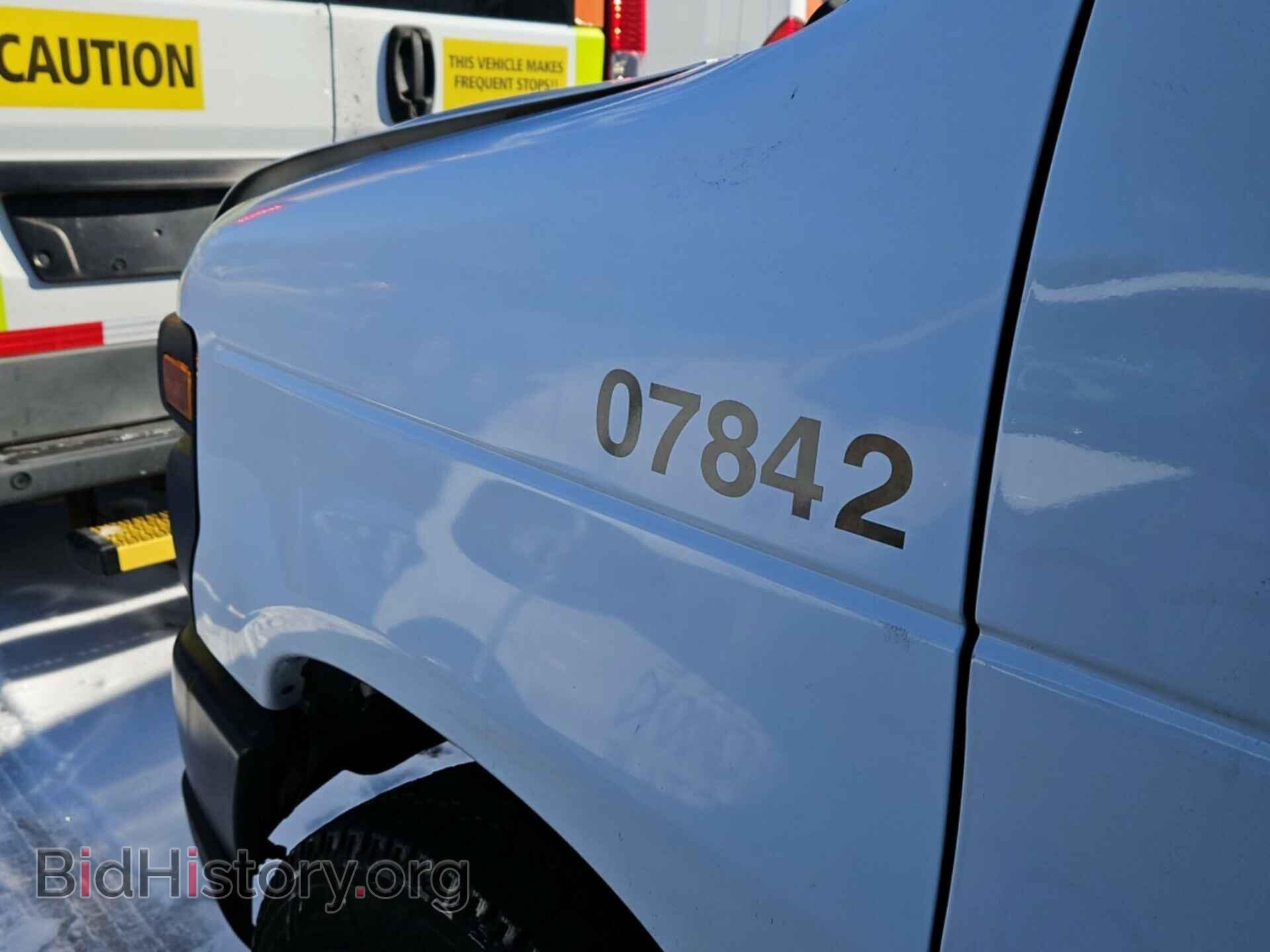 2011 FORD E-250 - VIN: 1FTNE2ELXBDB32104 - Photo 2