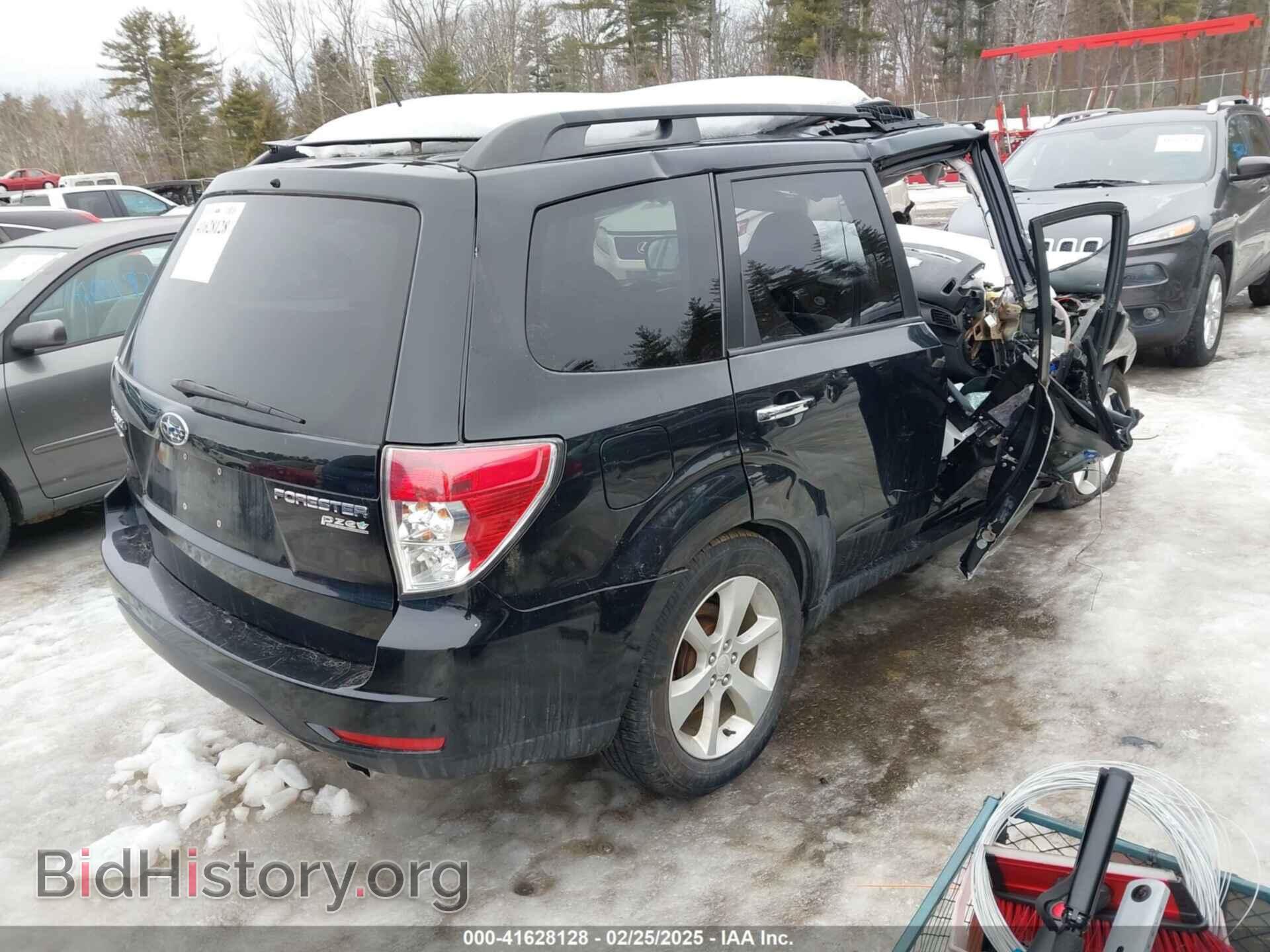 2011 SUBARU FORESTER - VIN: JF2SHAEC0BH768352 - Фото 4