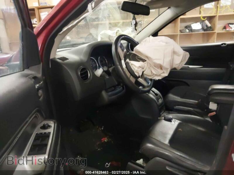 2014 Jeep COMPASS (VIN 1C4NJCEB2ED502667) — photo 5 of 17