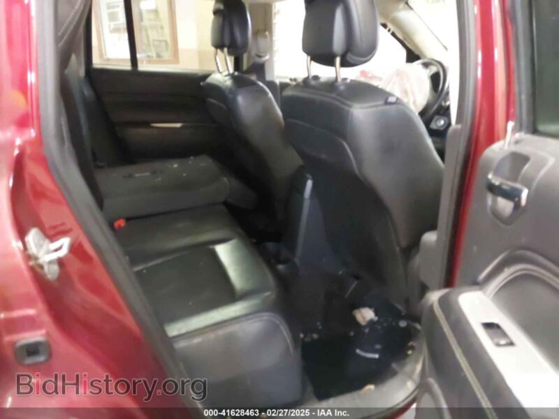 2014 Jeep COMPASS (VIN 1C4NJCEB2ED502667) — photo 8 of 17