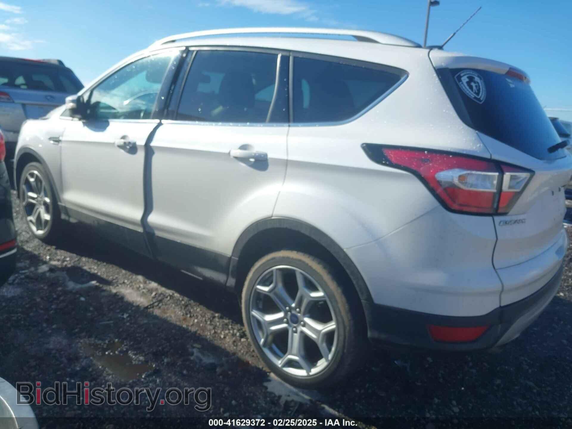 2017 FORD ESCAPE - VIN: 1FMCU9J93HUC45586 - Фото 3