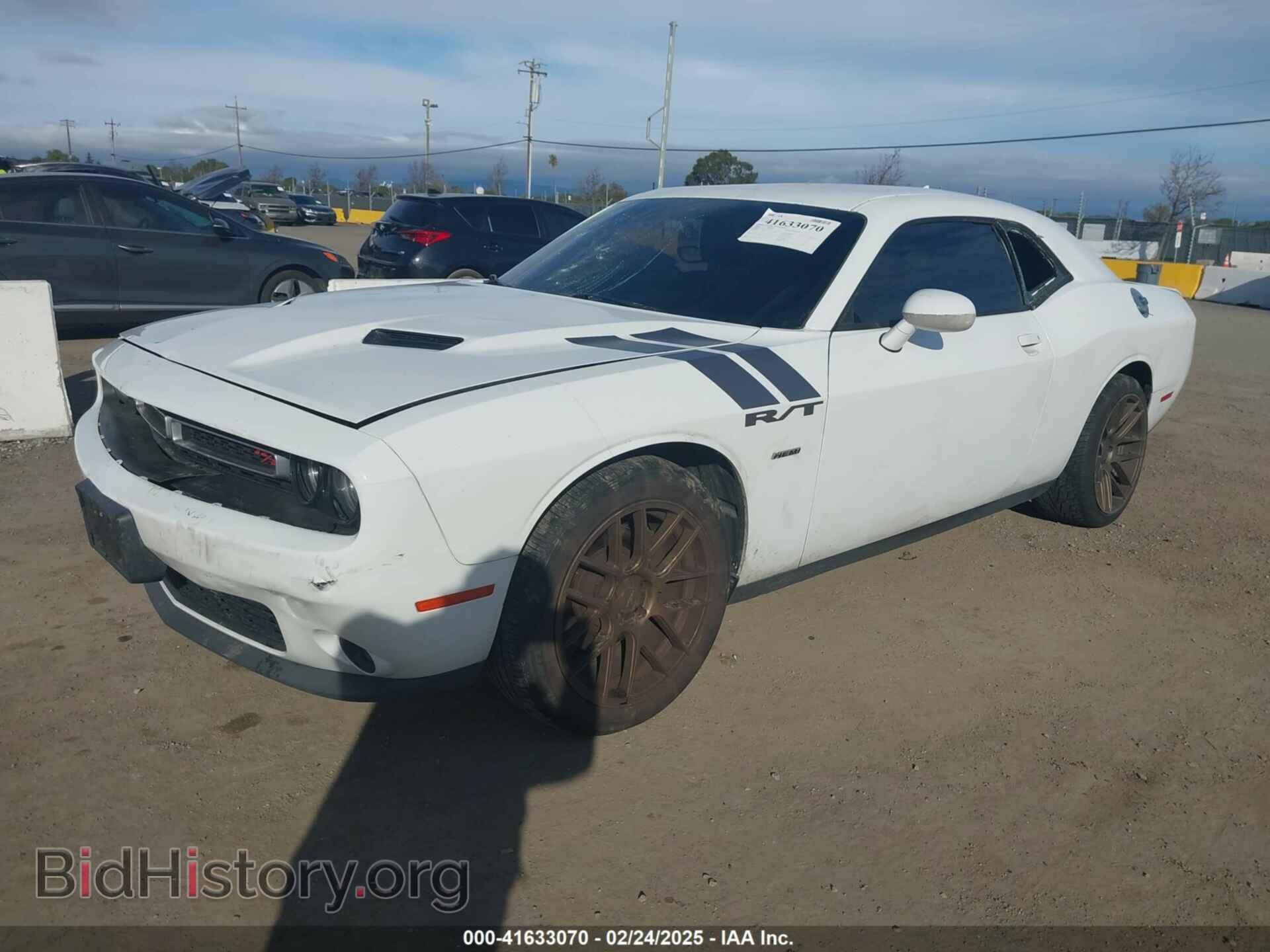 2015 DODGE CHALLENGER - VIN: 2C3CDZAT3FH733392 - Фото 2