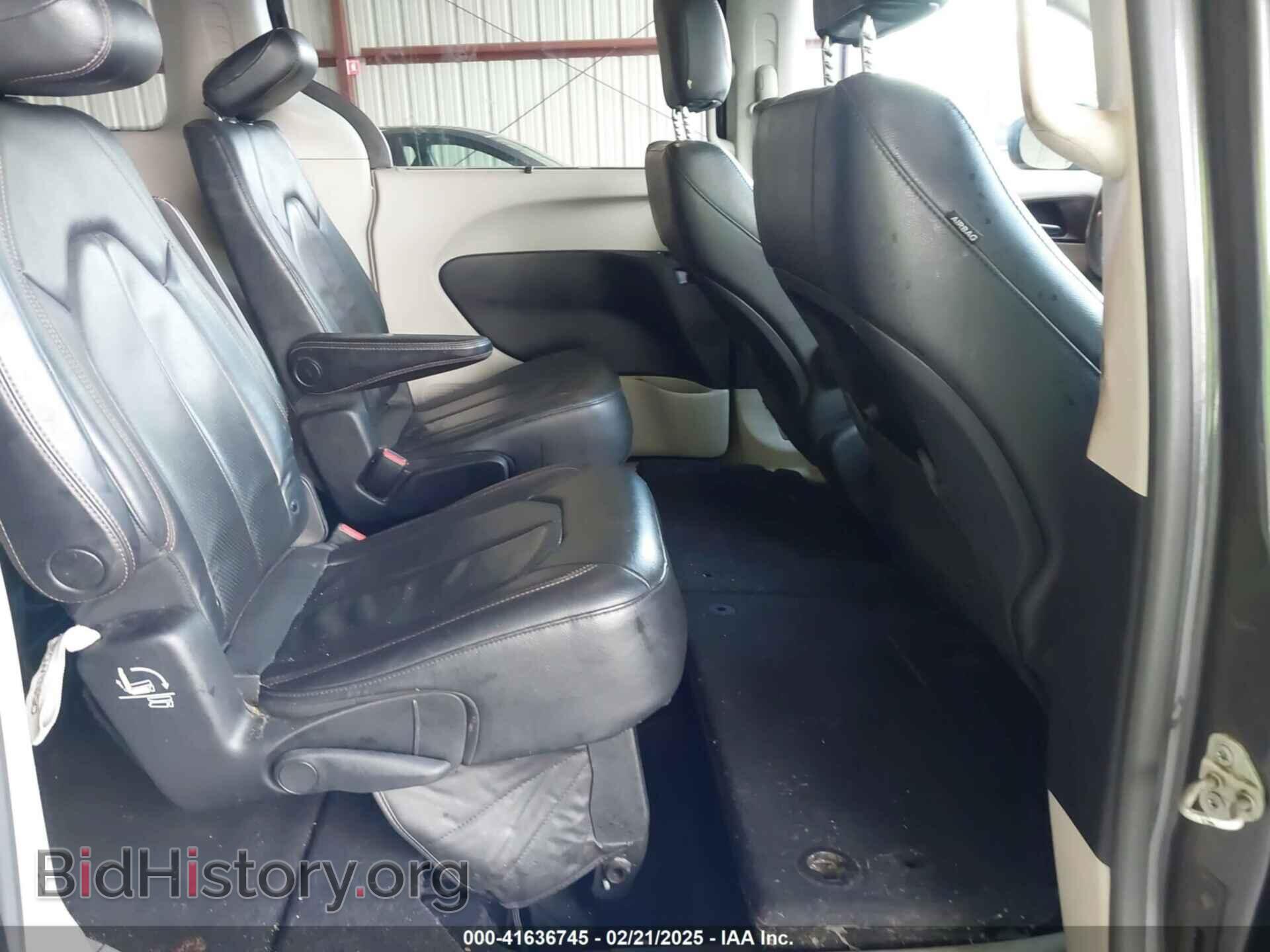 2019 CHRYSLER PACIFICA - VIN: 2C4RC1BG7KR657272 - Фото 8