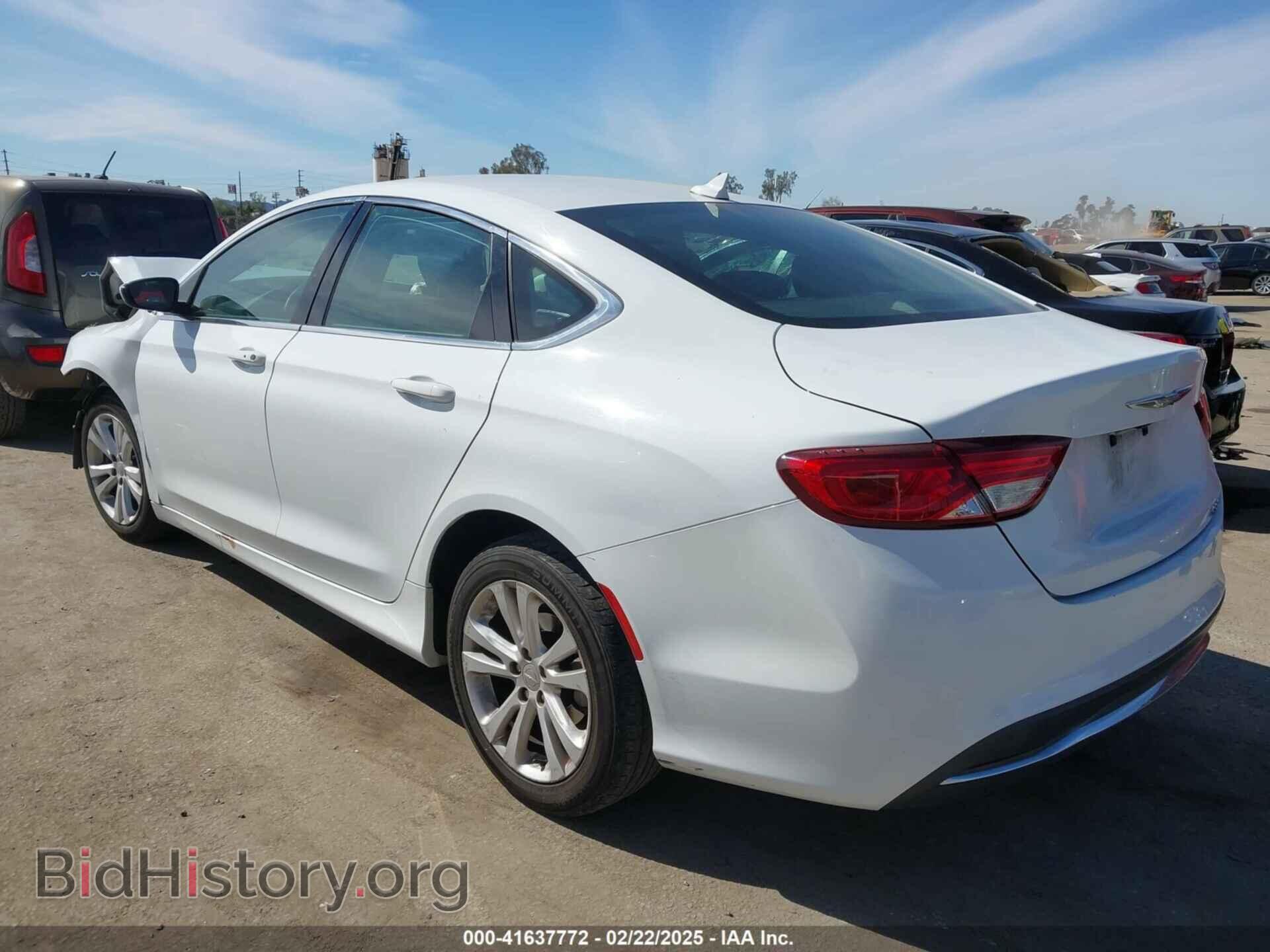 2016 CHRYSLER 200 - VIN: 1C3CCCAB4GN166190 - Фото 3
