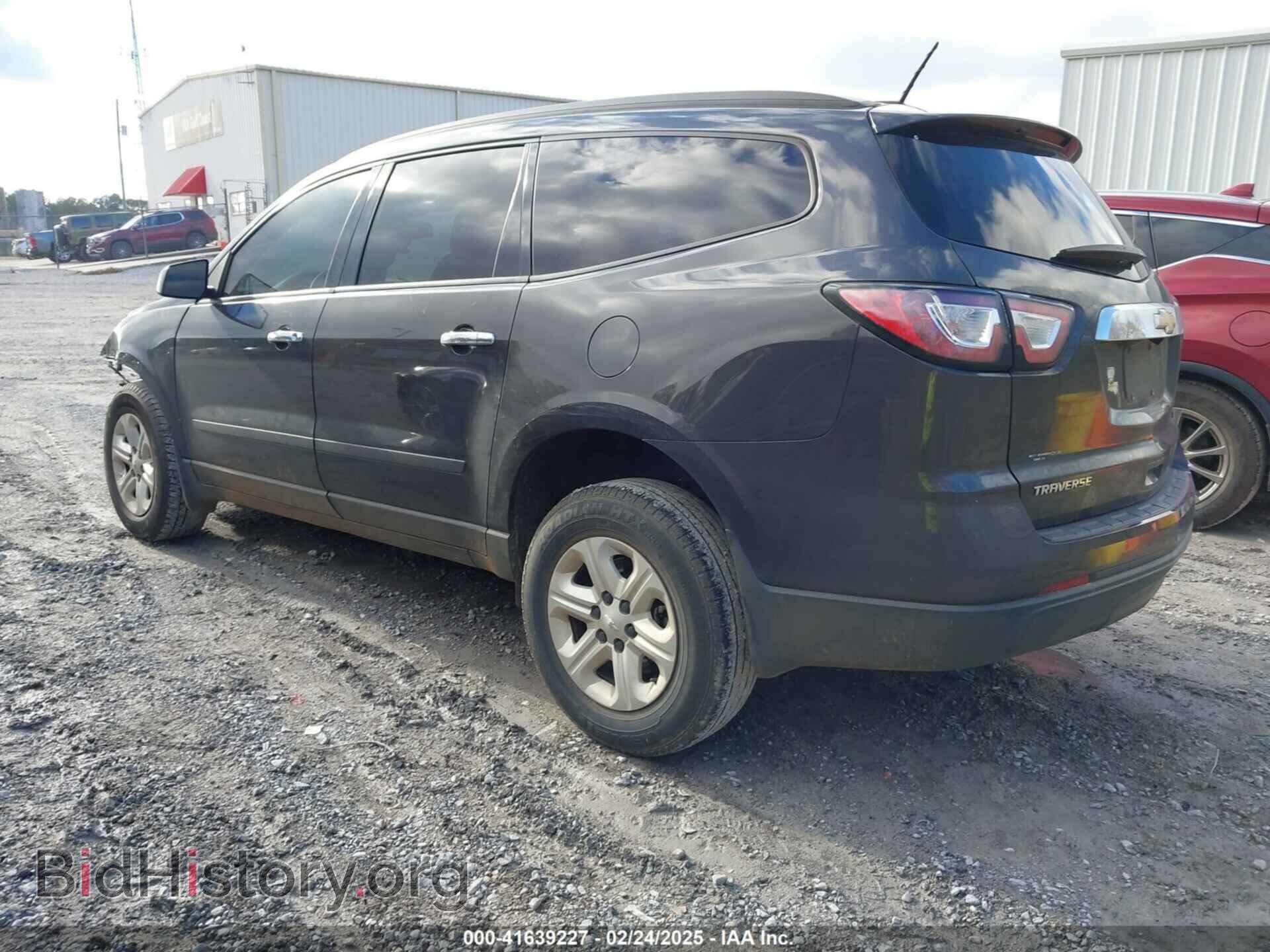 2017 CHEVROLET TRAVERSE - VIN: 1GNKRFKD6HJ240927 - Фото 3