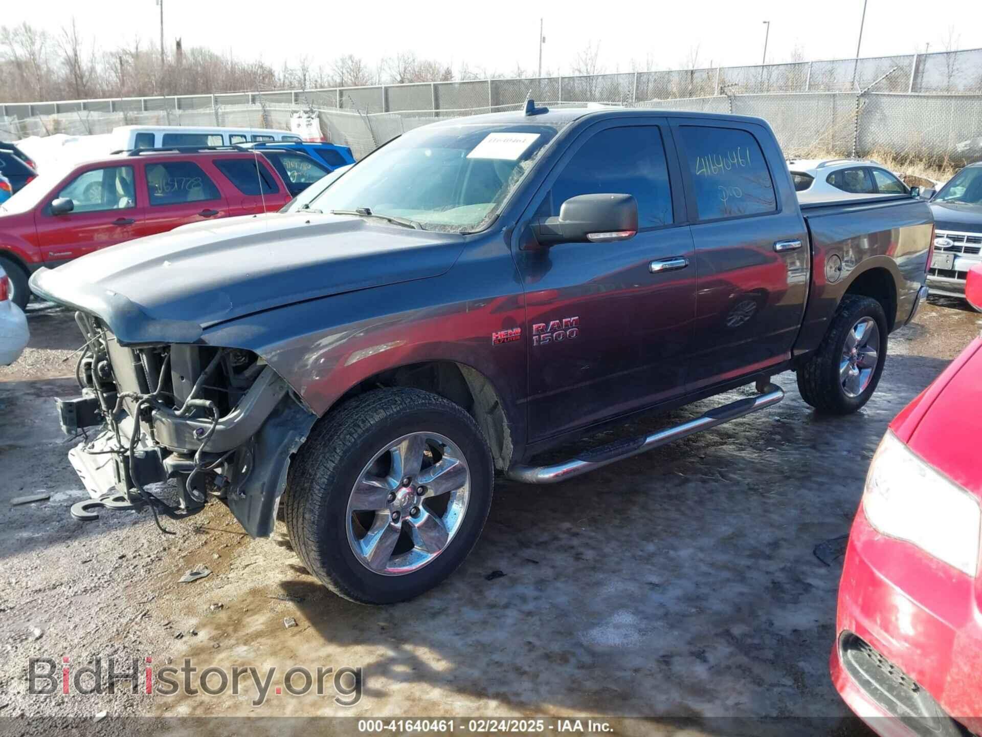 2017 RAM 1500 - VIN: 3C6RR7LT4HG714708 - Photo 2