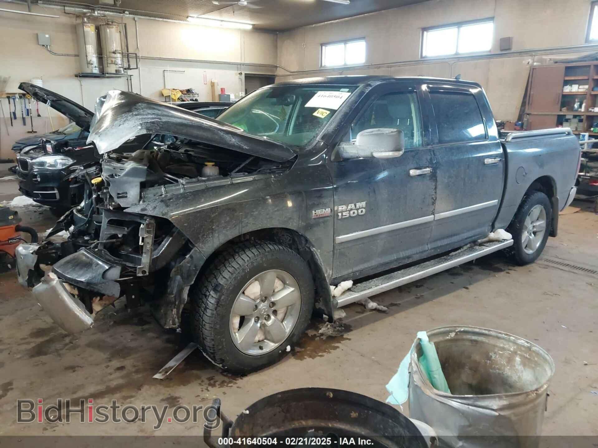 2017 RAM 1500 - VIN: 1C6RR7LT9HS729763 - Фото 2